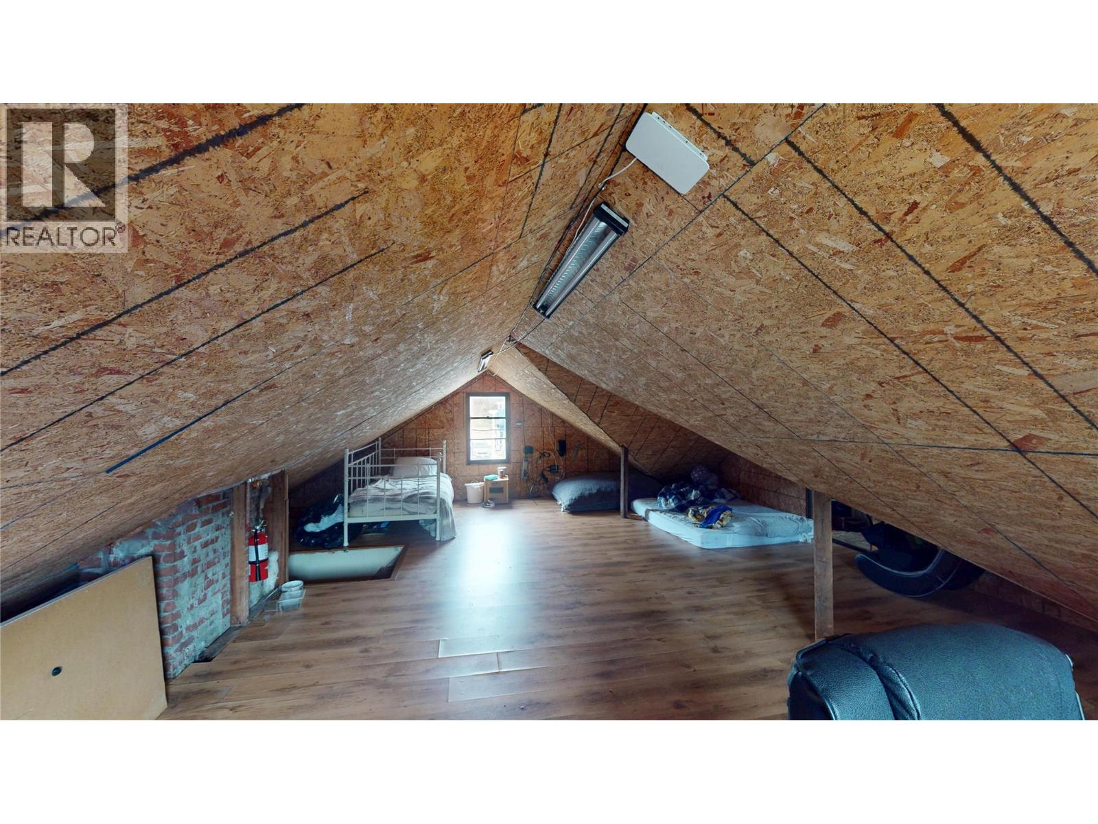 5388 93/95 Highway, Fairmont Hot Springs, British Columbia  V0A 1K4 - Photo 40 - 10384032