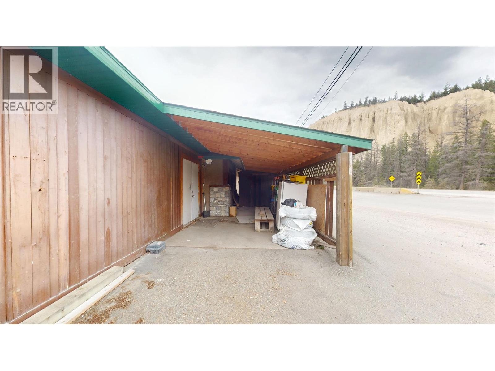 5388 93/95 Highway, Fairmont Hot Springs, British Columbia  V0A 1K4 - Photo 41 - 10384032