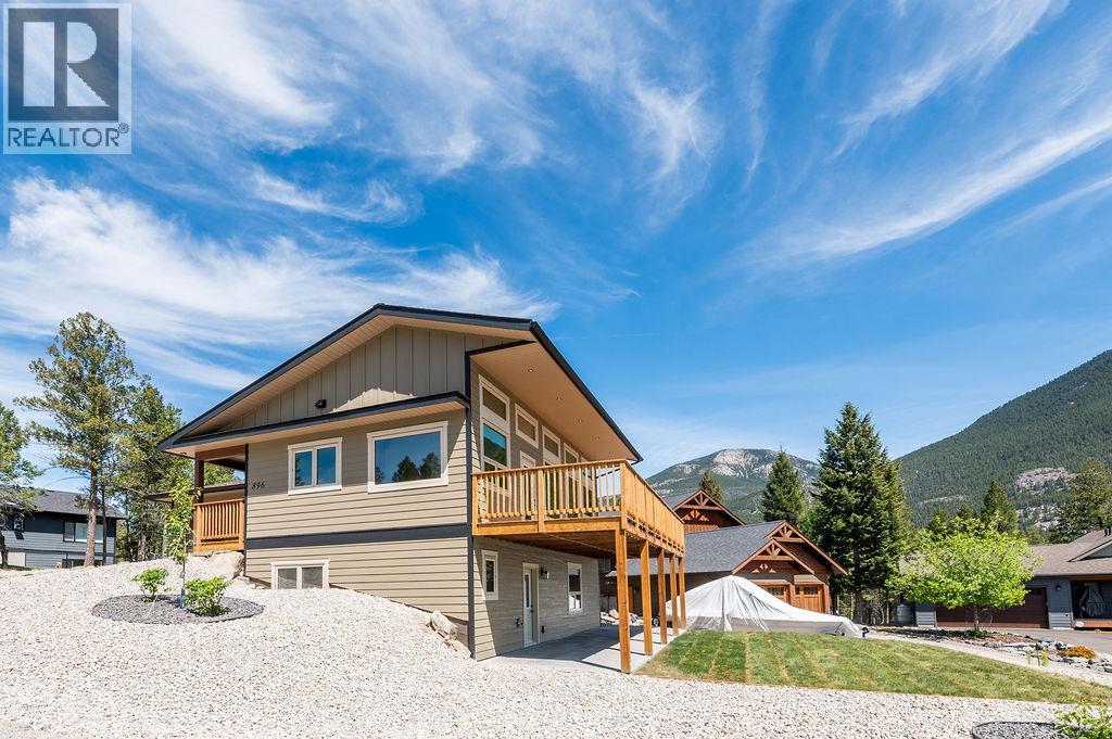 896 Copper Point Way, Windermere, British Columbia  V0A 1K3 - Photo 36 - 10384467