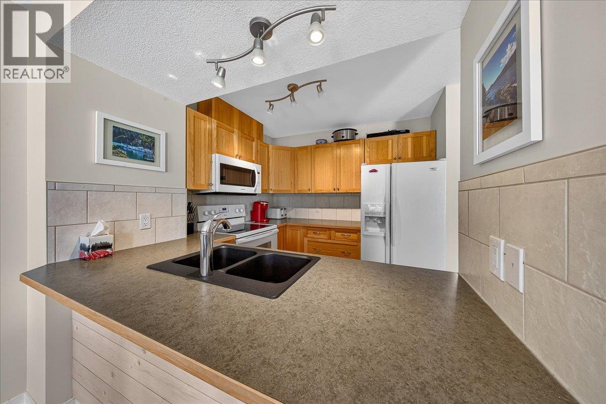 4904 Ridge Road Unit# 169, Radium Hot Springs, British Columbia  V0A 1M0 - Photo 7 - 10384865
