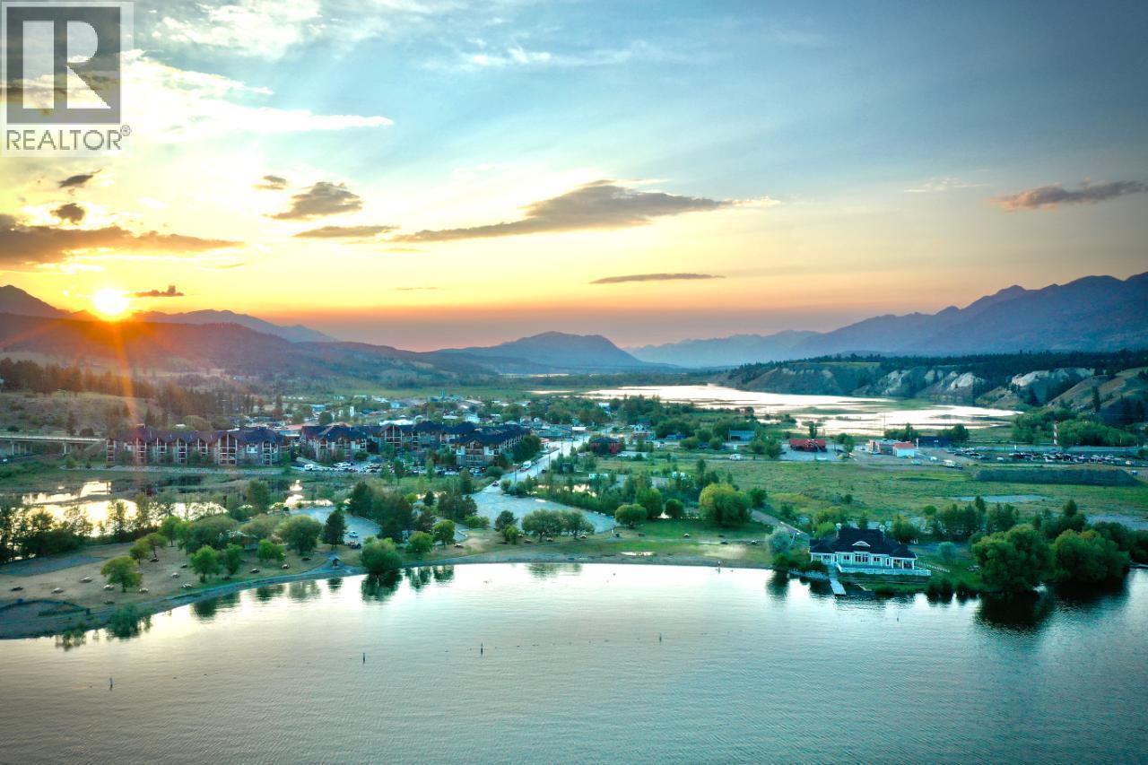 205 Third Avenue Unit# 2104, Invermere, British Columbia