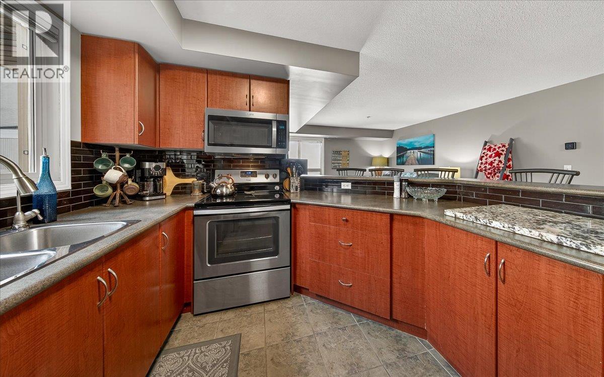 205 Third Avenue Unit# 2104, Invermere, British Columbia  V0A 1K7 - Photo 14 - 10384523