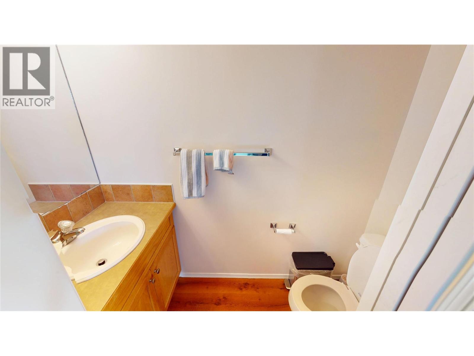 620 9th Avenue, Invermere, British Columbia  V0A 1K0 - Photo 5 - 10384889