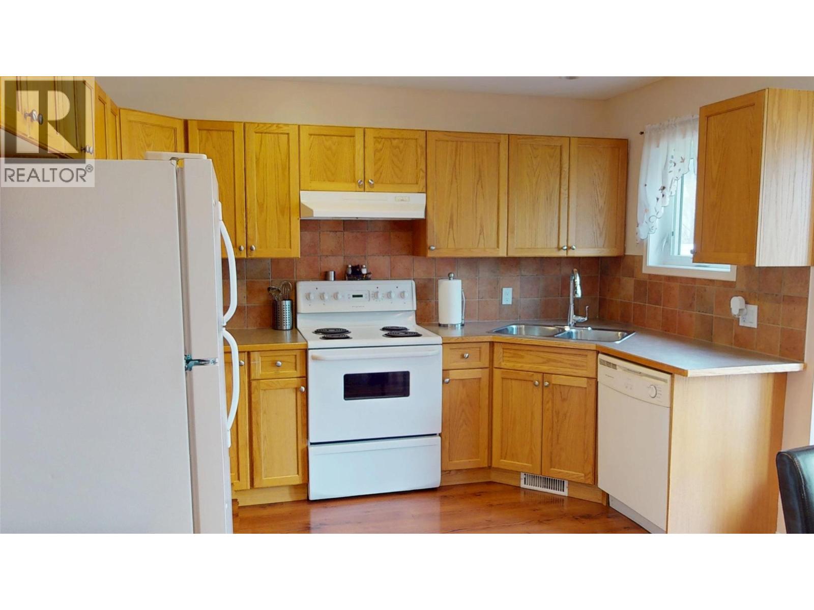 620 9th Avenue, Invermere, British Columbia  V0A 1K0 - Photo 9 - 10384889