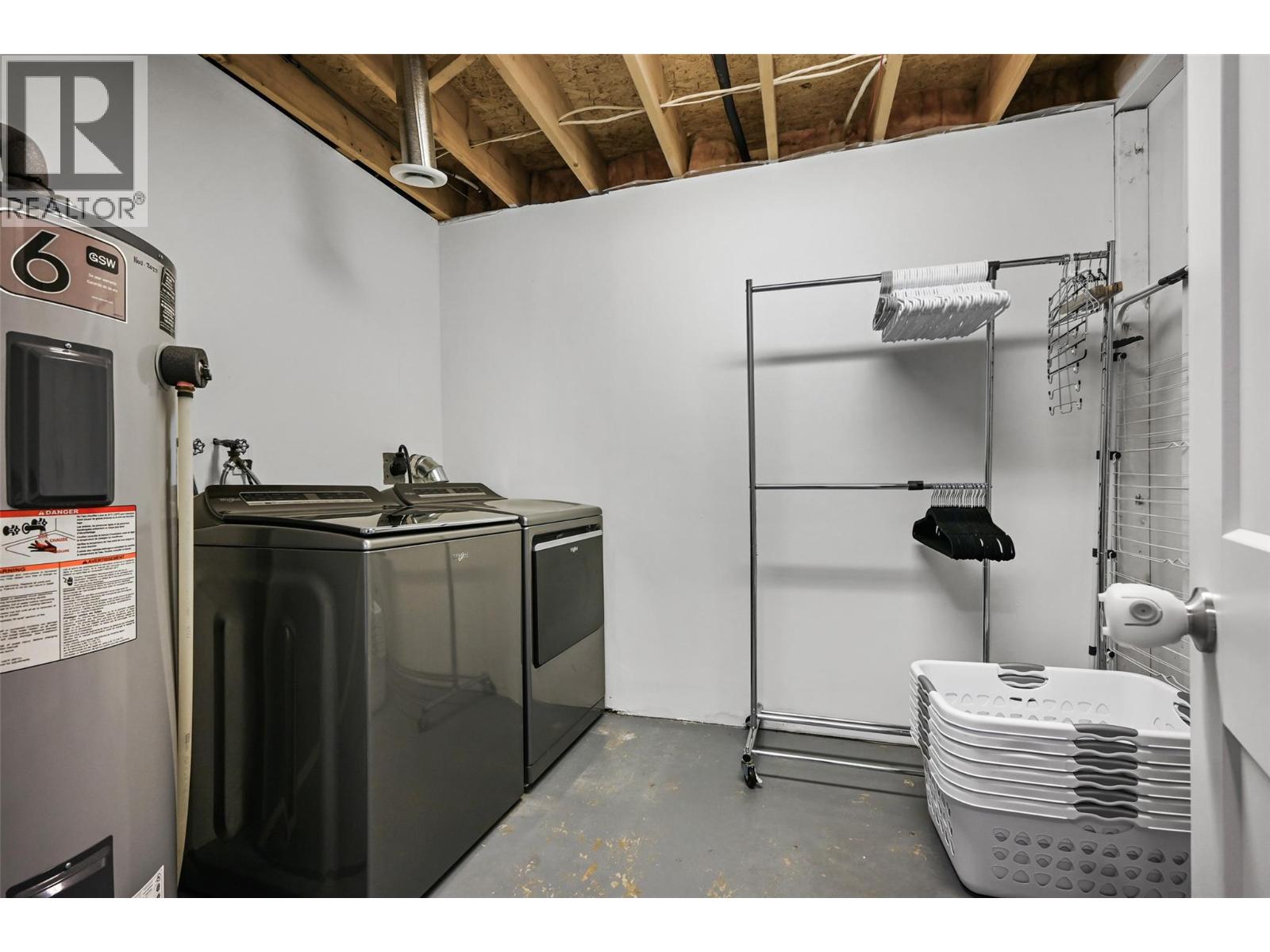 208 7th Avenue, Invermere, British Columbia  V0A 1K4 - Photo 32 - 10385124