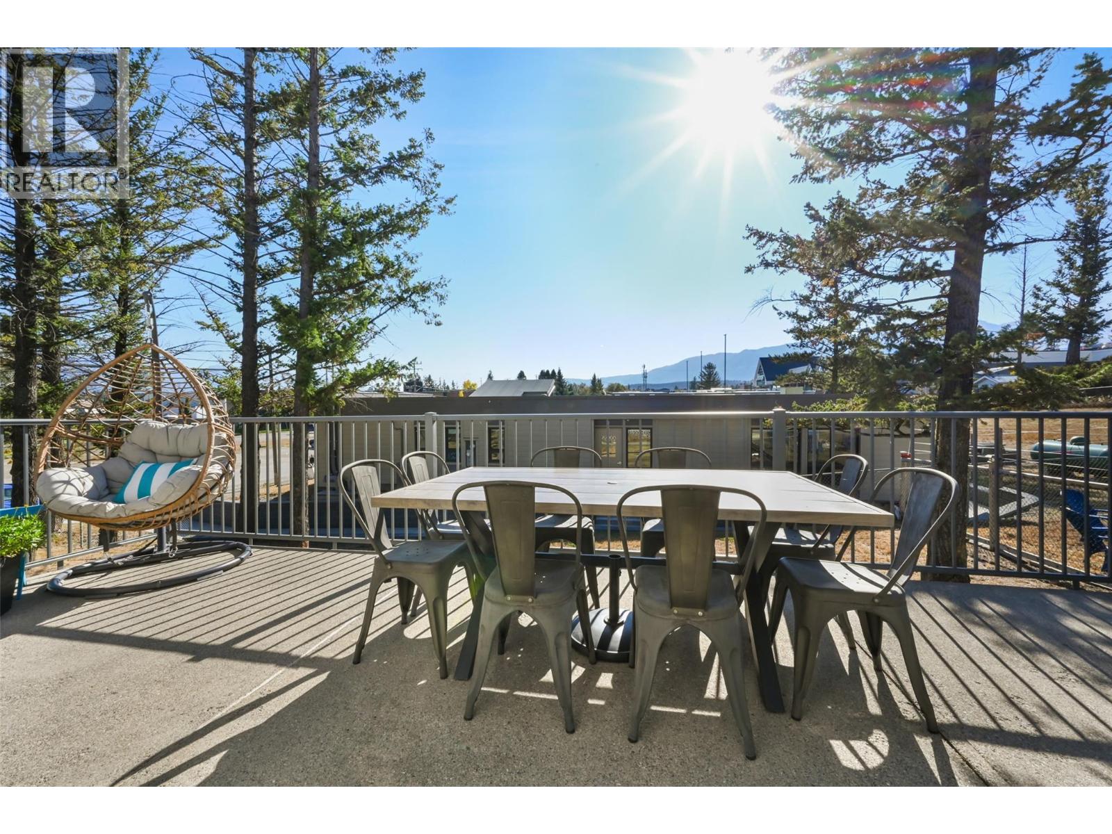 208 7th Avenue, Invermere, British Columbia  V0A 1K4 - Photo 34 - 10385124