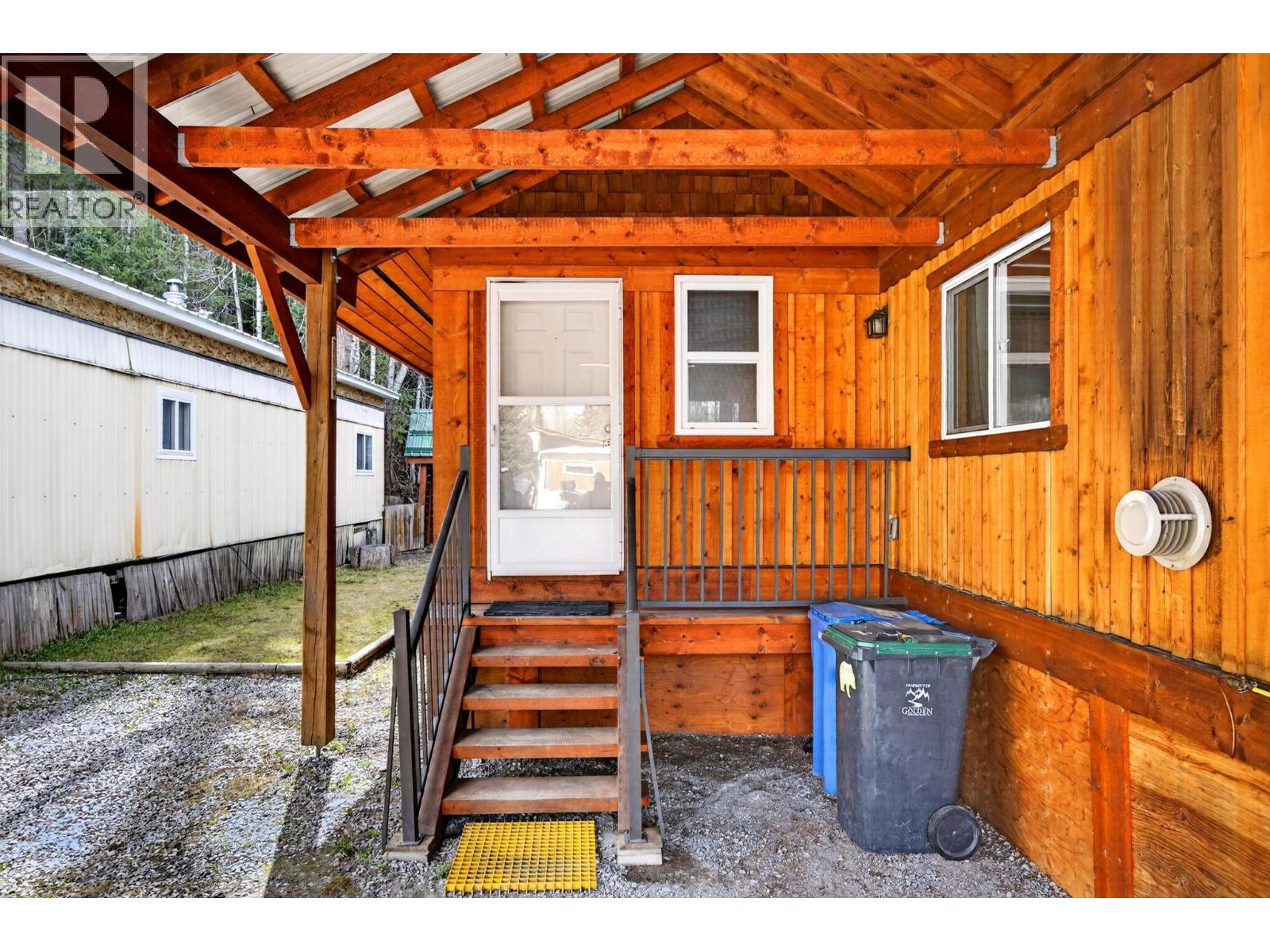 1400 12th Street Unit# 10, Golden, British Columbia  V0A 1H1 - Photo 2 - 10385125