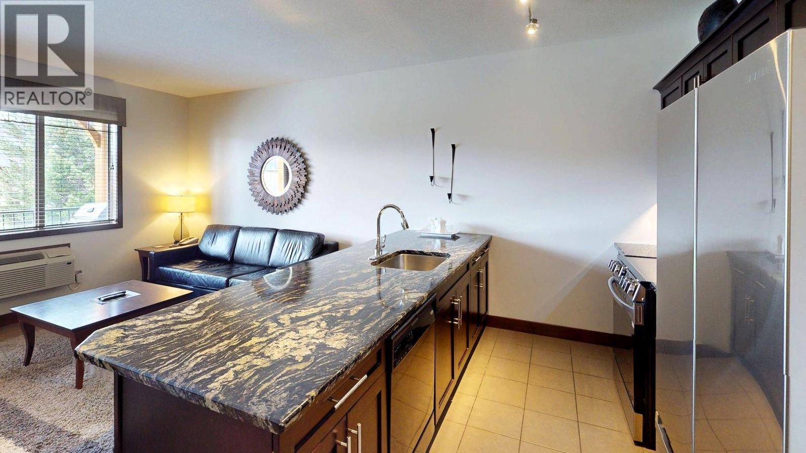 700 Bighorn Boulevard Unit# 725 I2, Radium Hot Springs, British Columbia  V0A 1M0 - Photo 18 - 10385063