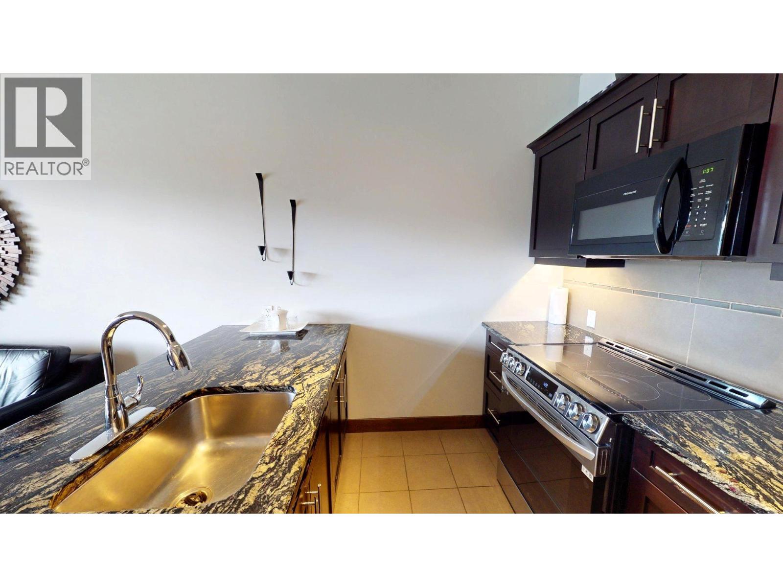 700 Bighorn Boulevard Unit# 725 I2, Radium Hot Springs, British Columbia  V0A 1M0 - Photo 19 - 10385063