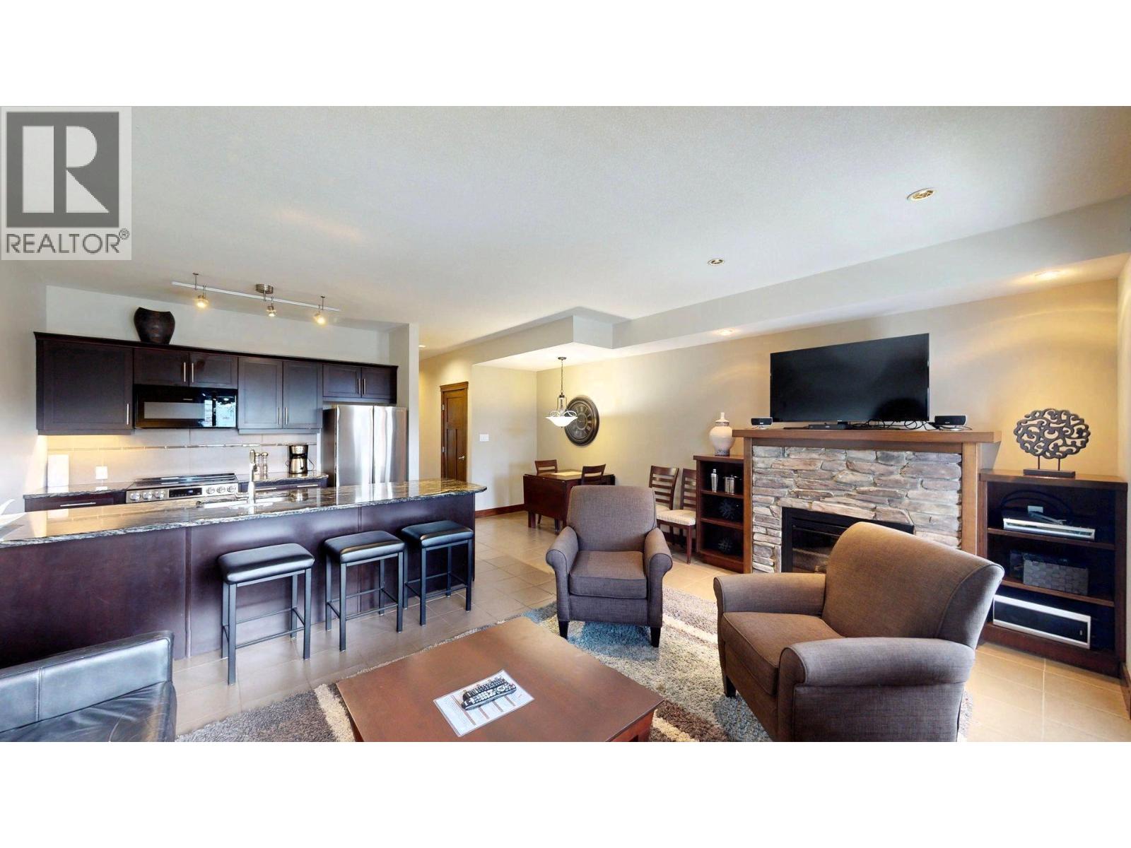 700 Bighorn Boulevard Unit# 725 I2, Radium Hot Springs, British Columbia  V0A 1M0 - Photo 3 - 10385063