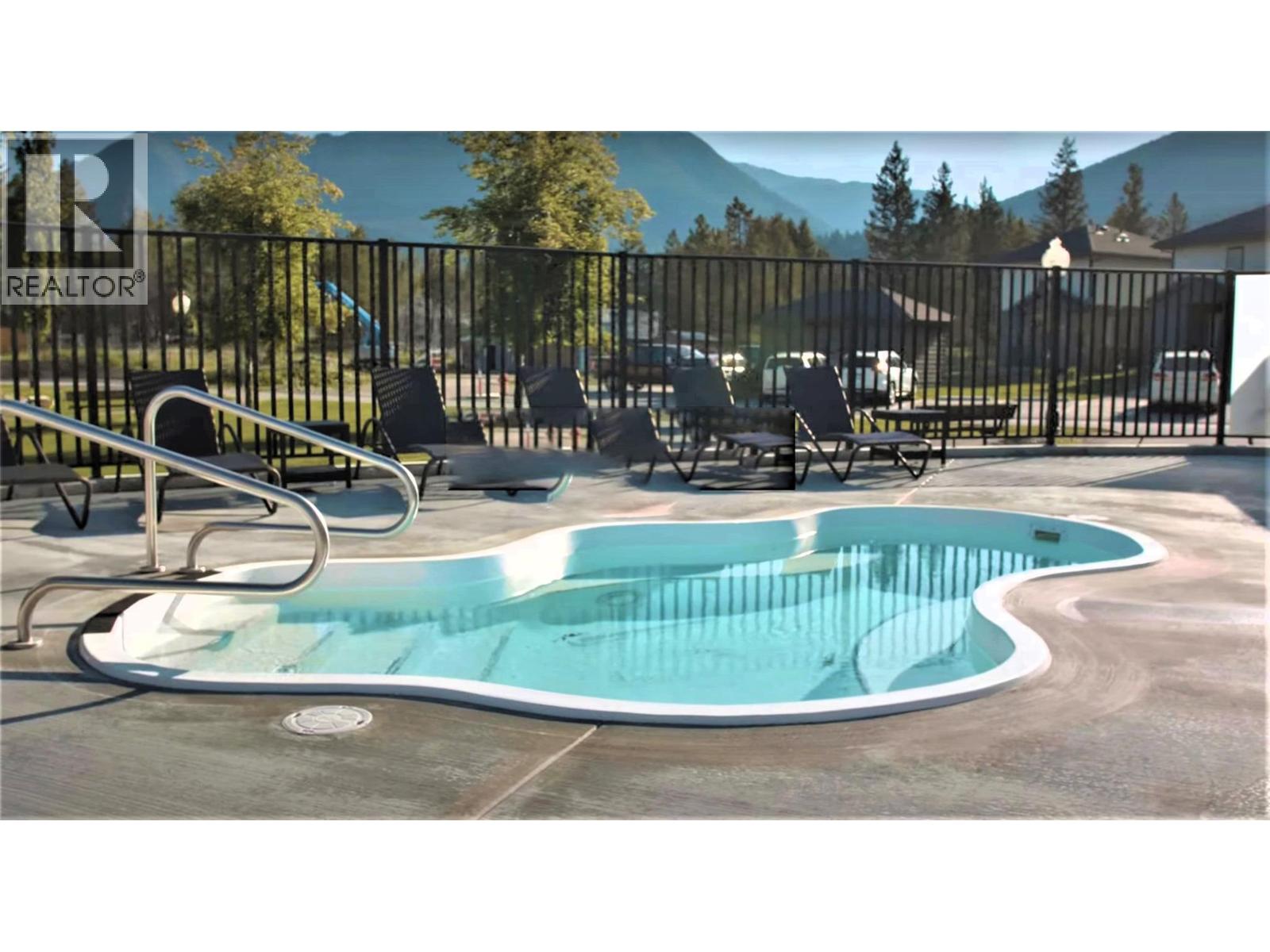 700 Bighorn Boulevard Unit# 725 I2, Radium Hot Springs, British Columbia  V0A 1M0 - Photo 49 - 10385063