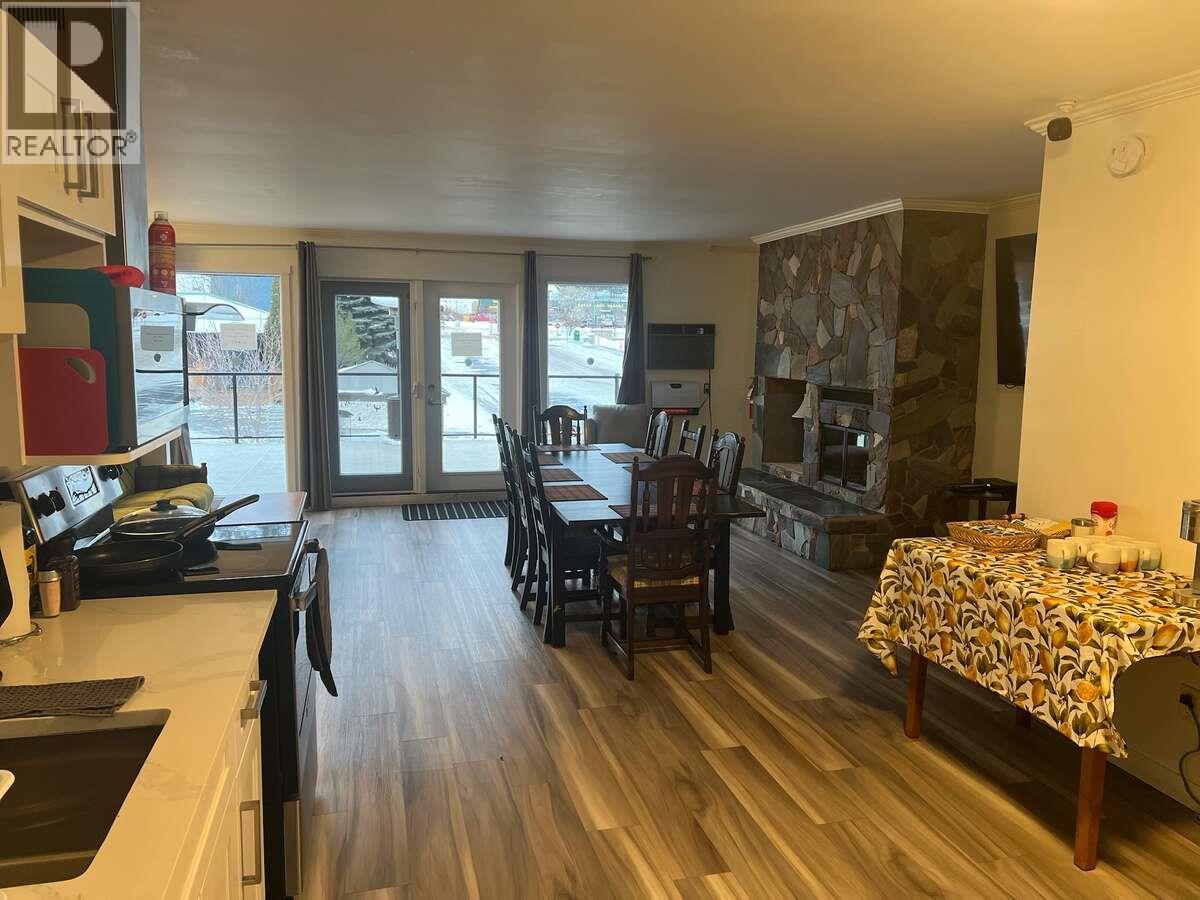 4881 St Mary's Street, Radium Hot Springs, British Columbia  V0A 1M0 - Photo 5 - 10385222