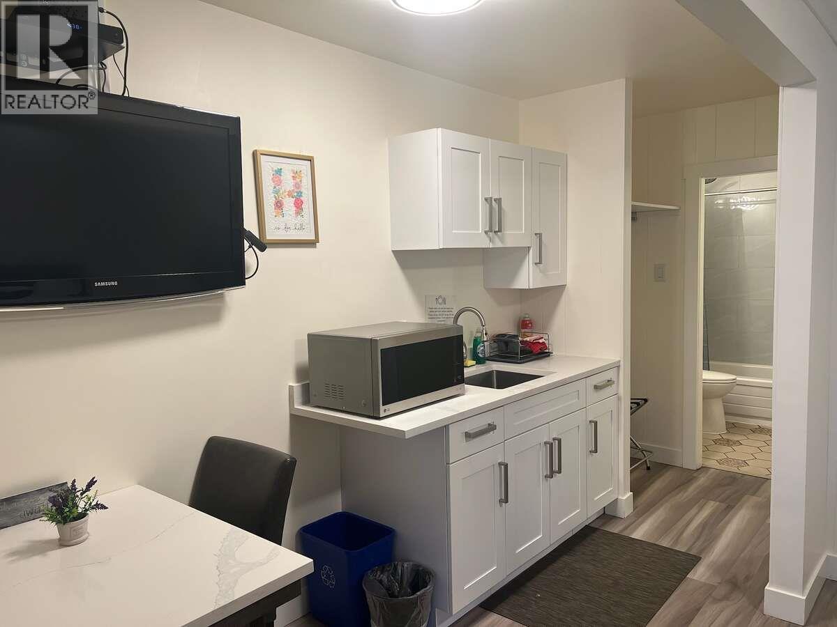 4881 St Mary's Street, Radium Hot Springs, British Columbia  V0A 1M0 - Photo 7 - 10385222