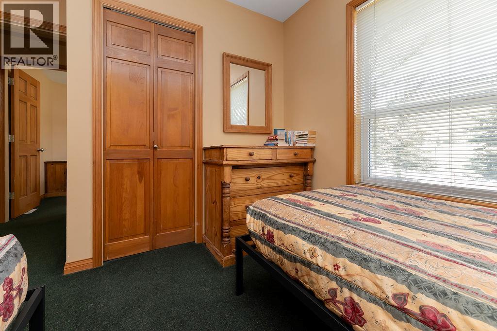 7483 Pine Cone Lane, Radium Hot Springs, British Columbia  V0A 1M0 - Photo 23 - 10384974