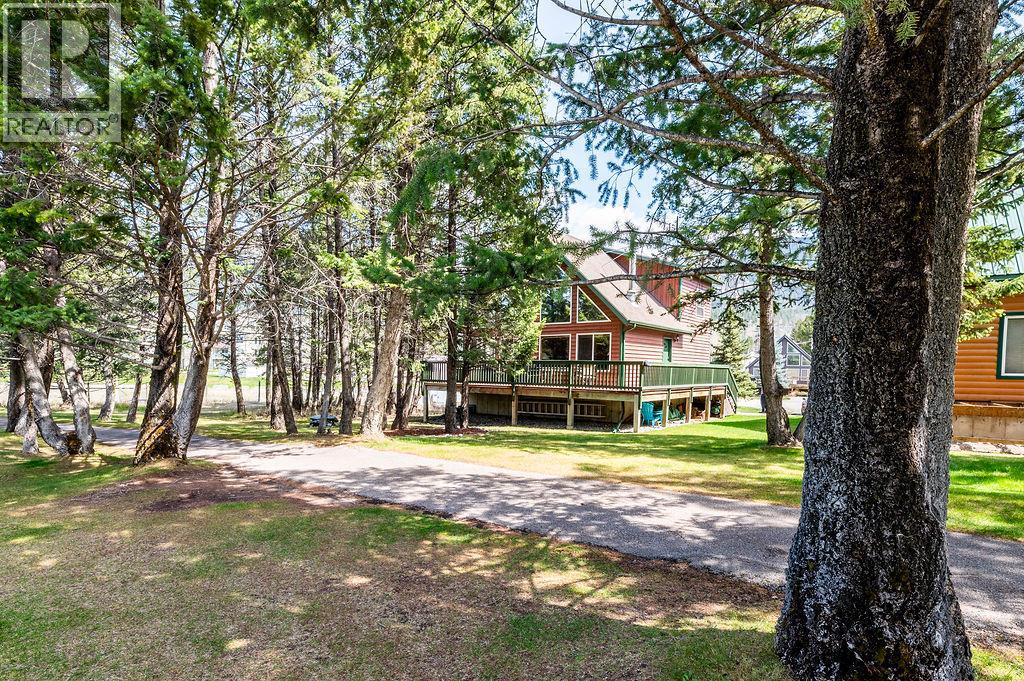 7483 Pine Cone Lane, Radium Hot Springs, British Columbia  V0A 1M0 - Photo 5 - 10384974