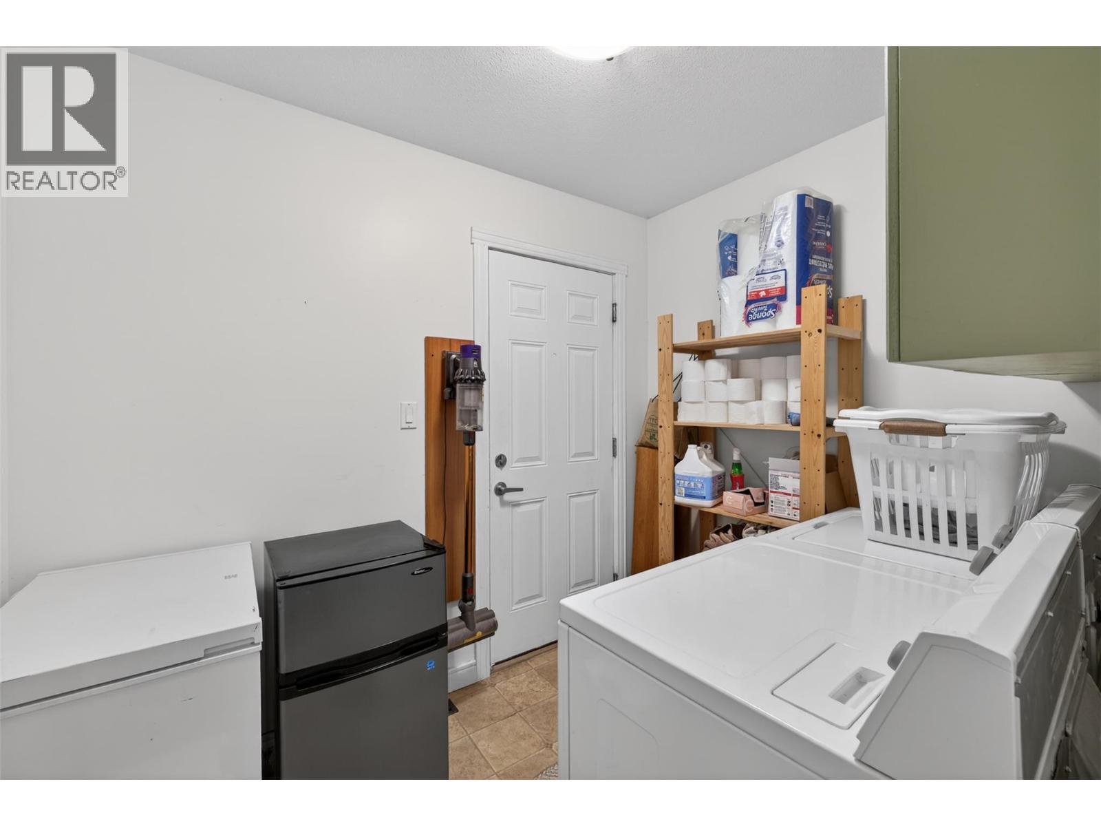 4896 Ridge Road, Radium Hot Springs, British Columbia  V0A 1M0 - Photo 23 - 10384694