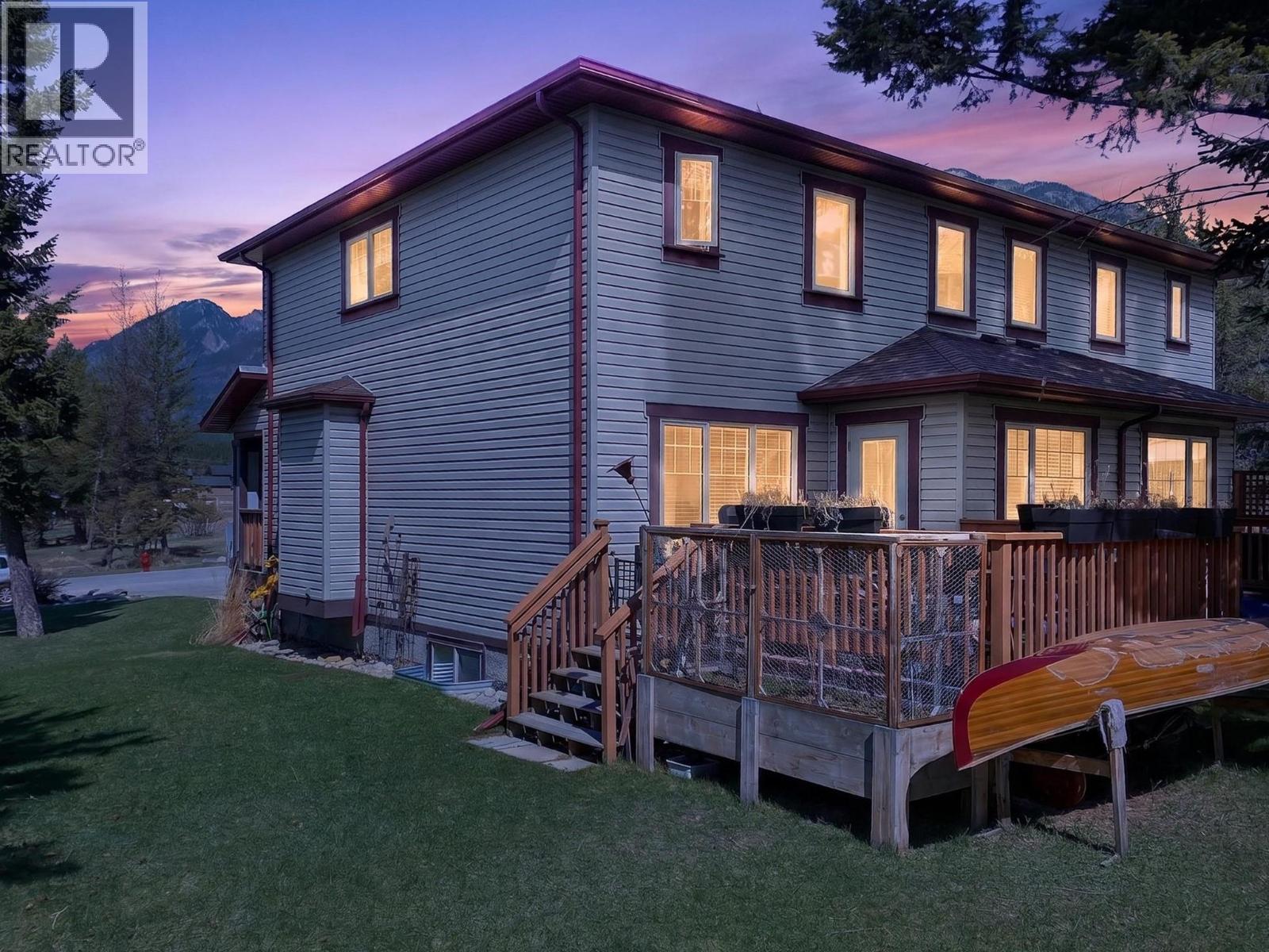 4896 Ridge Road, Radium Hot Springs, British Columbia  V0A 1M0 - Photo 4 - 10384694