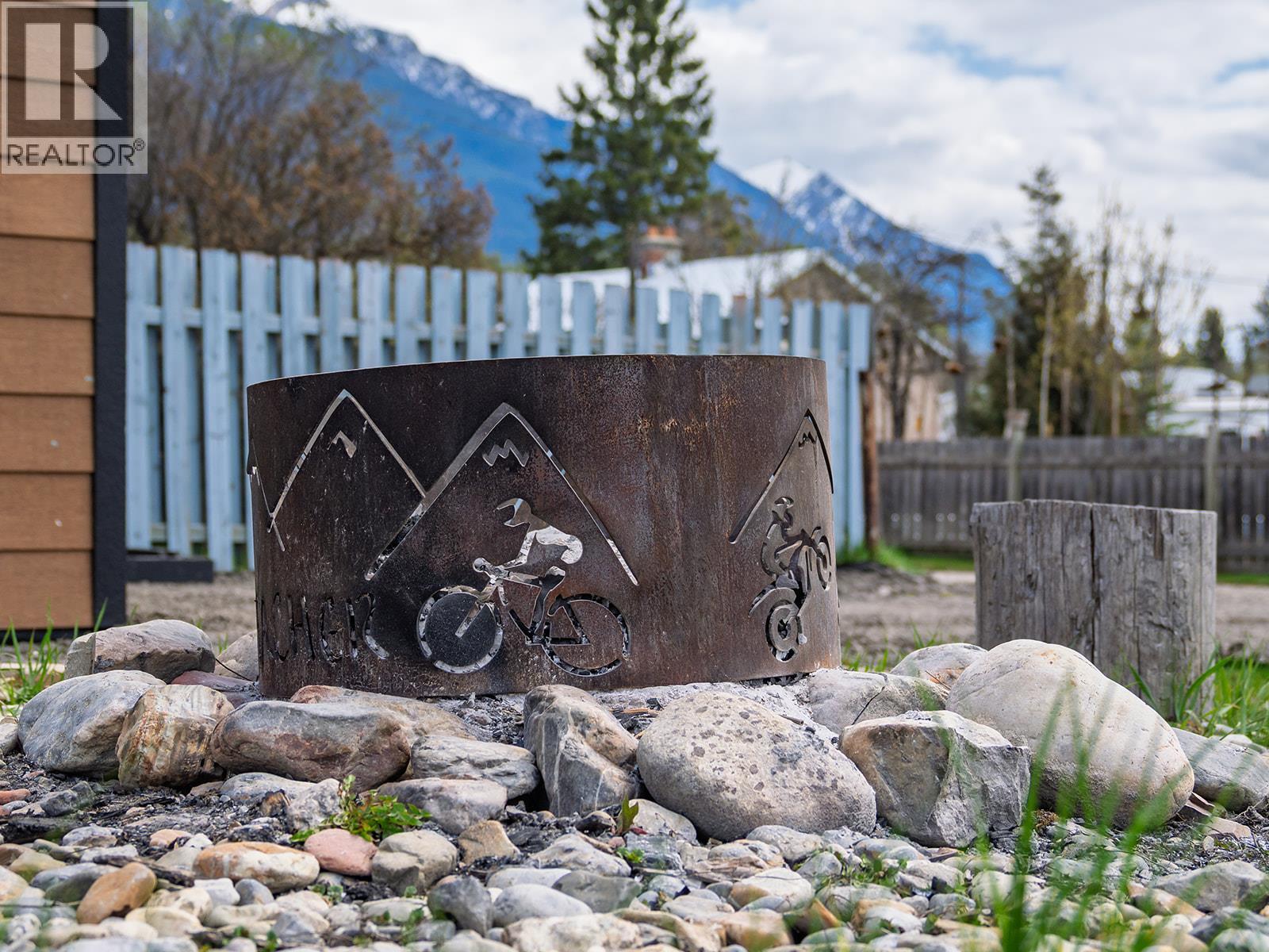 908 12th Street S, Golden, British Columbia  V0A 1H0 - Photo 23 - 10385359