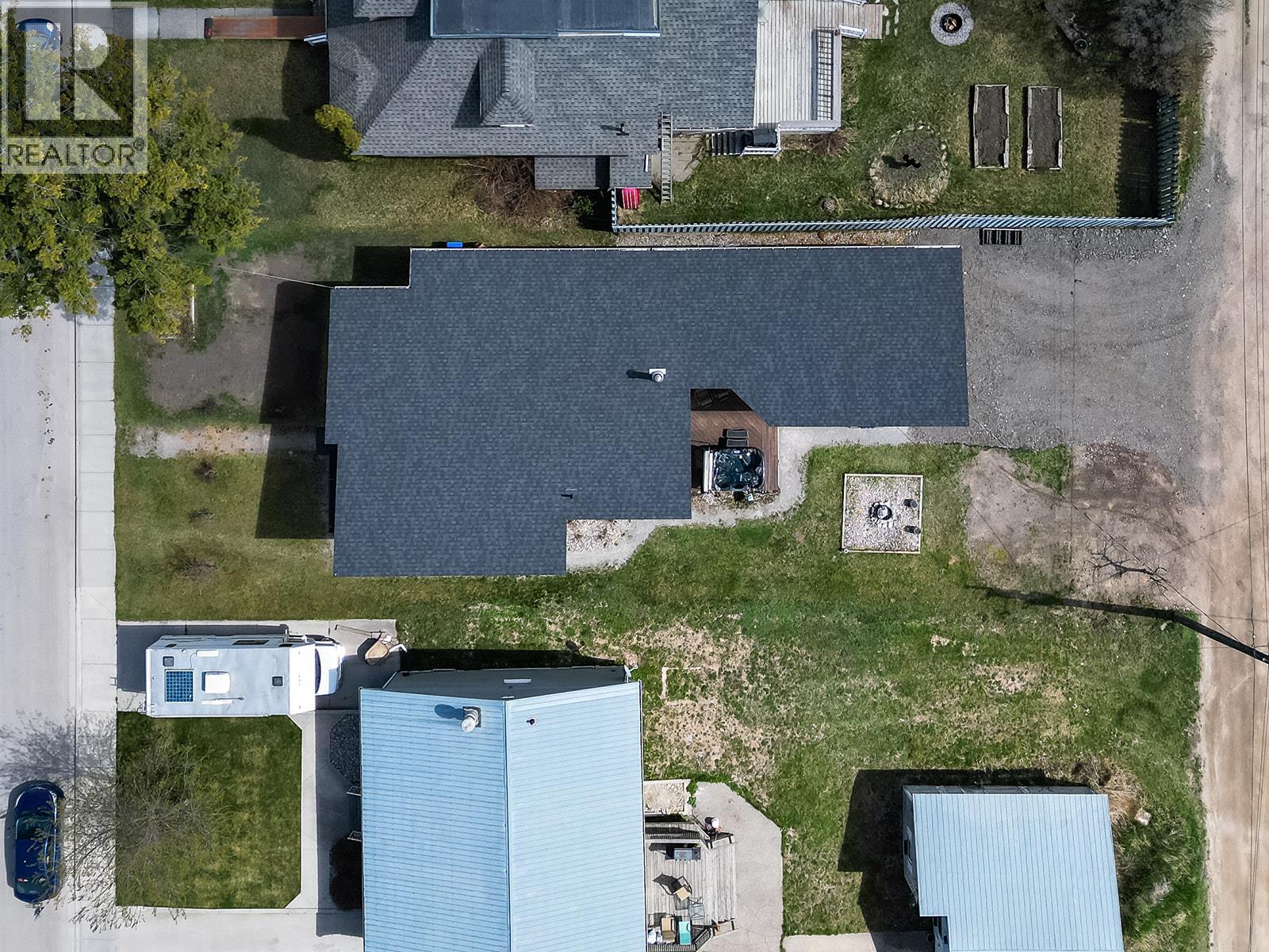 908 12th Street S, Golden, British Columbia  V0A 1H0 - Photo 28 - 10385359