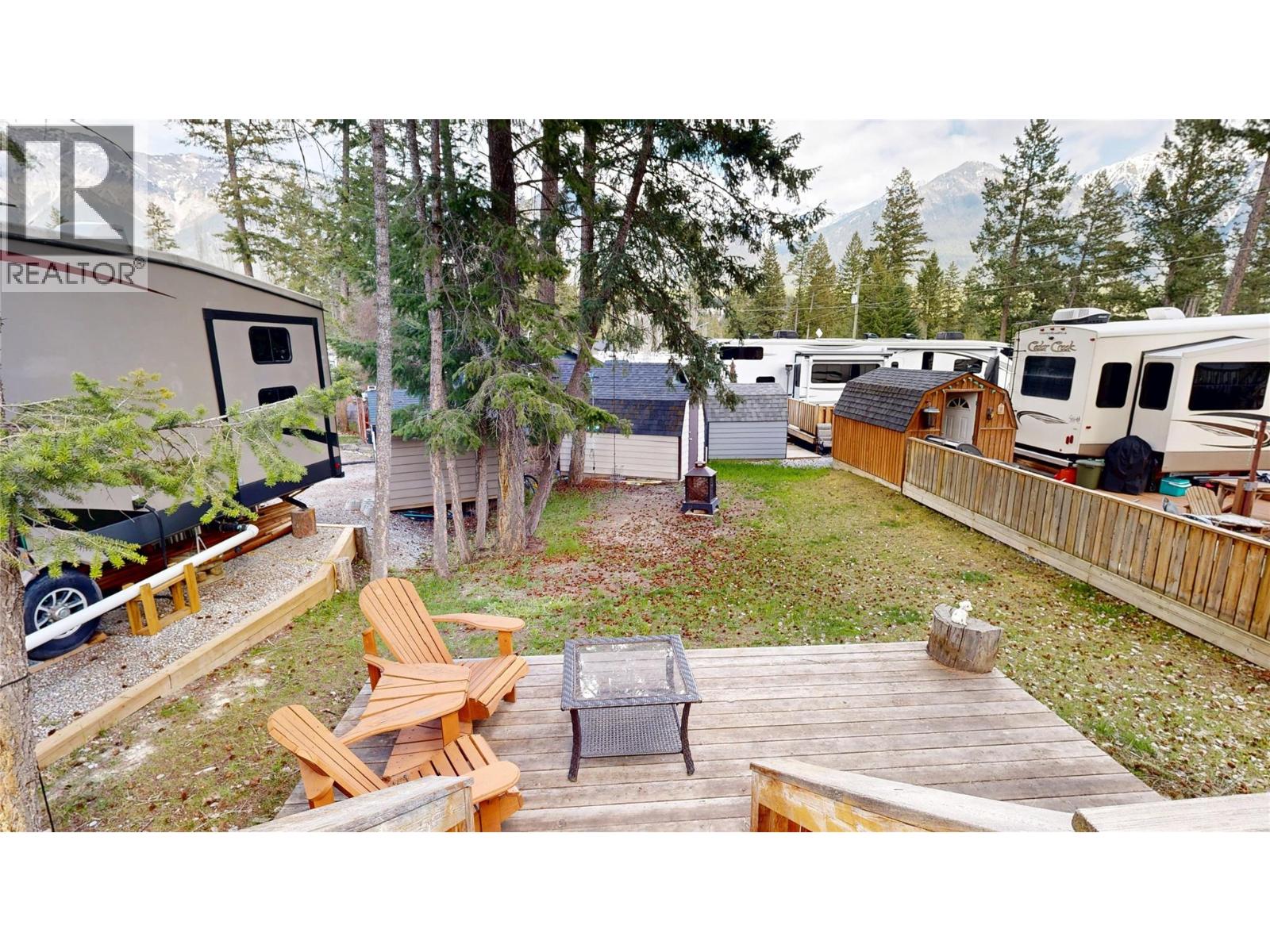 4868 Riverview Drive Unit# 100, Edgewater, British Columbia  V0A 1E0 - Photo 5 - 10385480