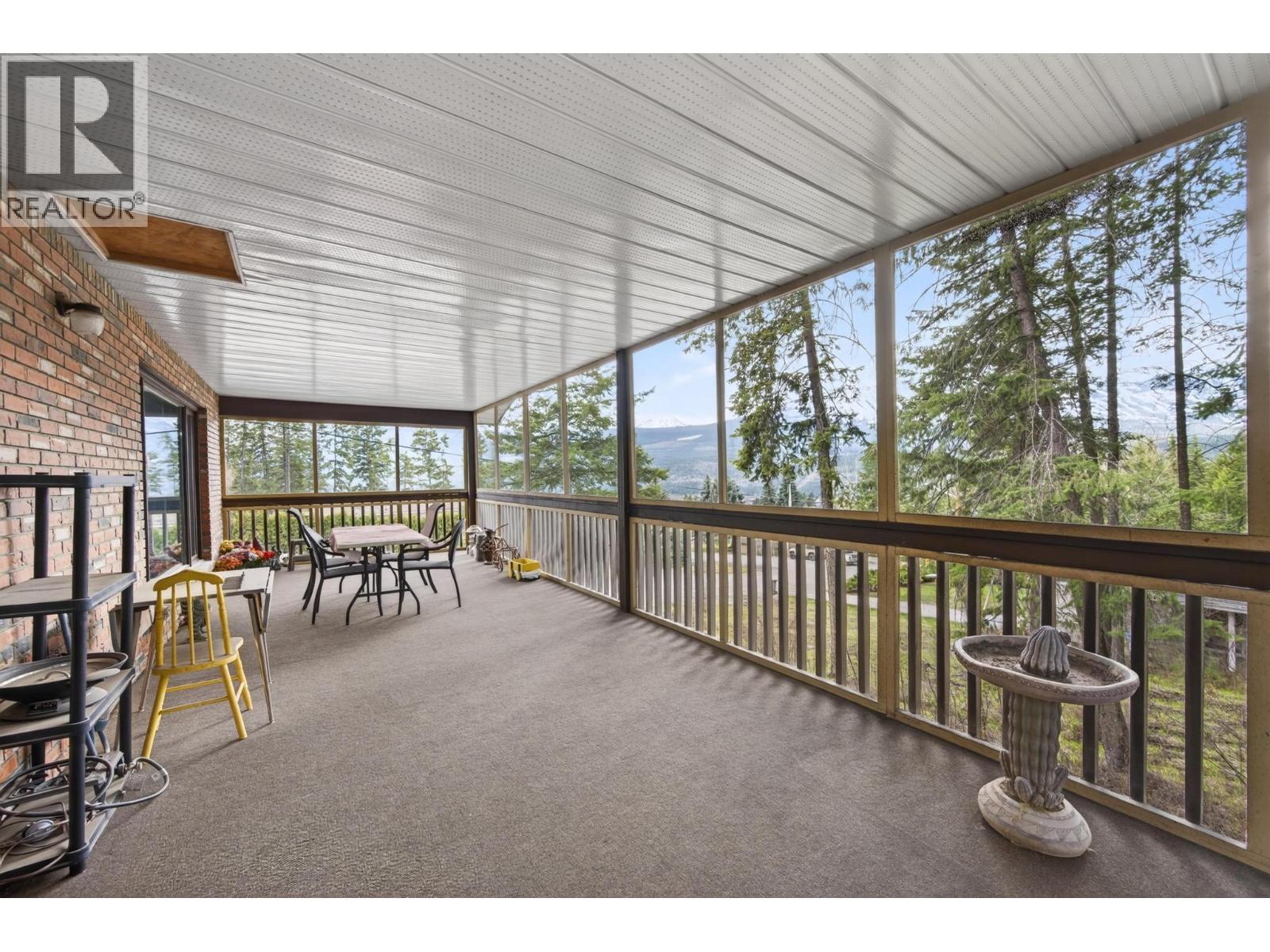 1605 Gareb Road, Golden, British Columbia  V0A 1H3 - Photo 11 - 10385596