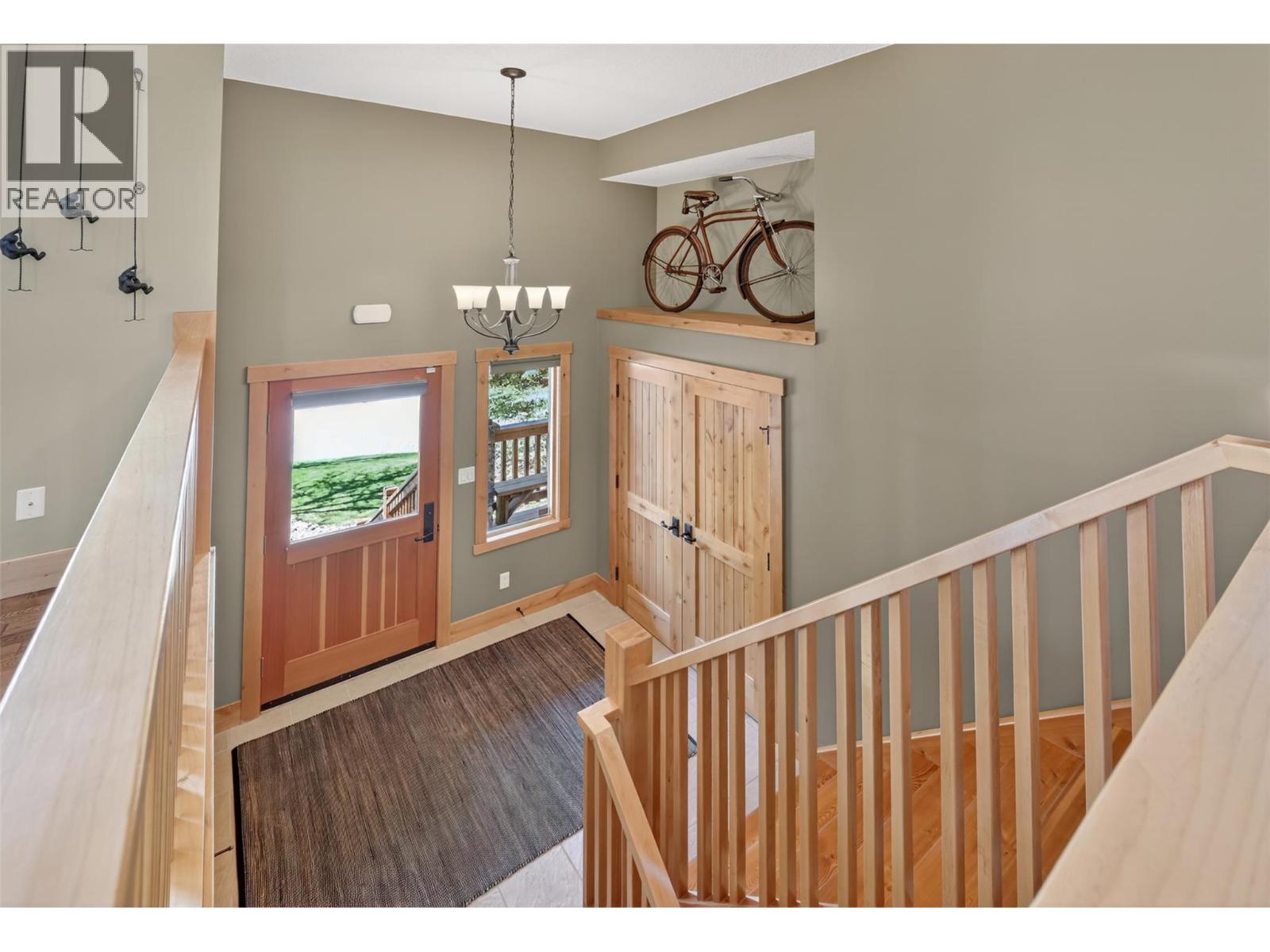 4812 Lakehill Road, Windermere, British Columbia  V0A 1K3 - Photo 11 - 10385619