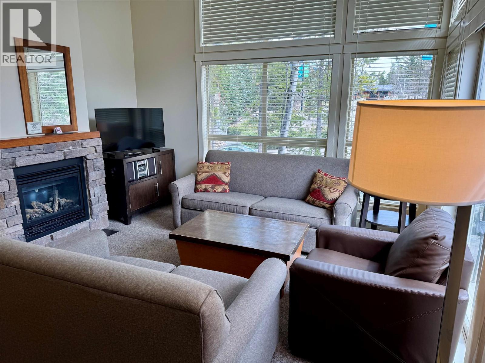 2049 Summit Drive Unit# 225, Panorama Mountain, British Columbia  V0A 1T0 - Photo 8 - 10385364