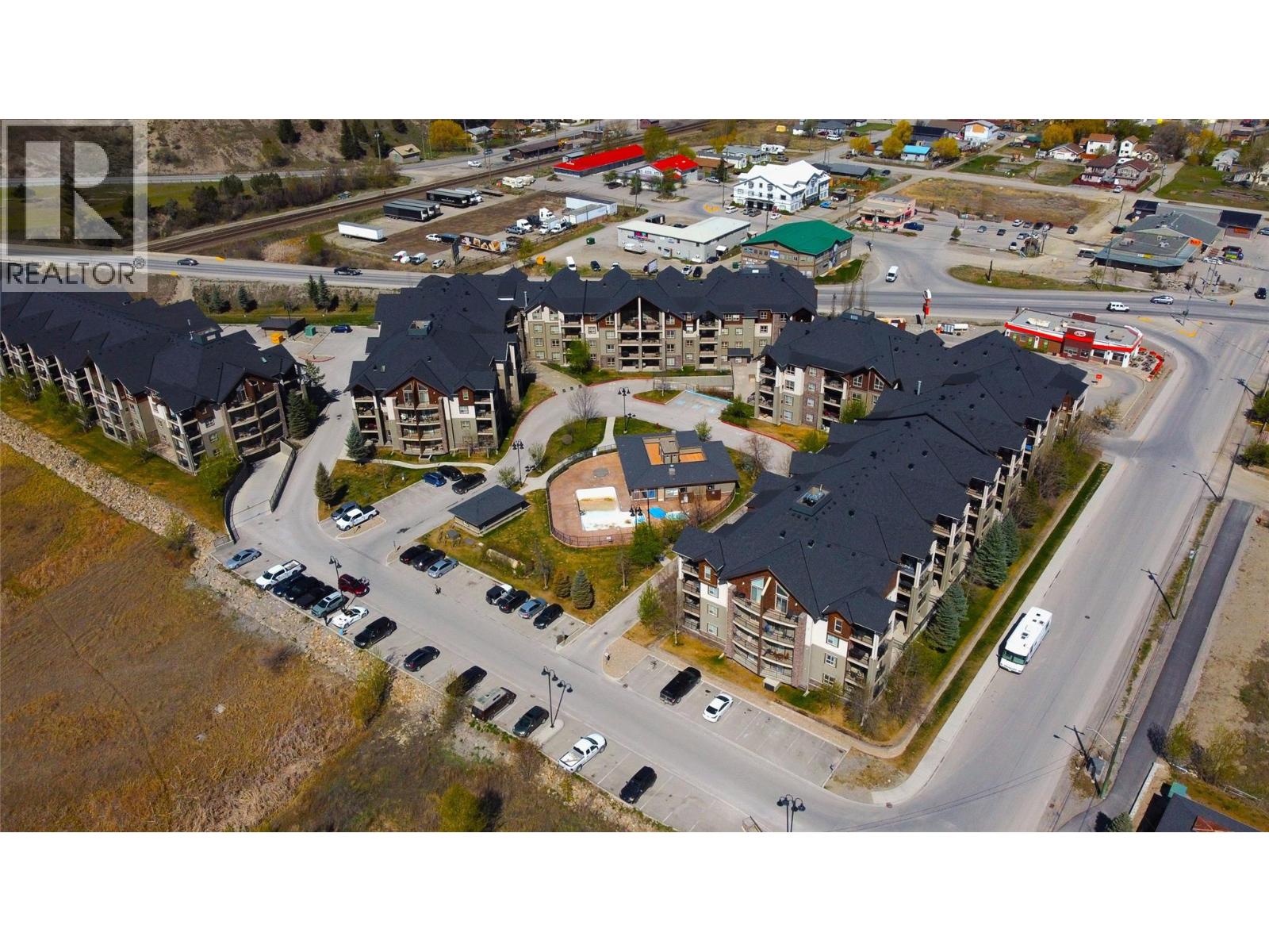 205 Third Avenue Unit# 3117, Invermere, British Columbia  V0A 1K7 - Photo 3 - 10385781