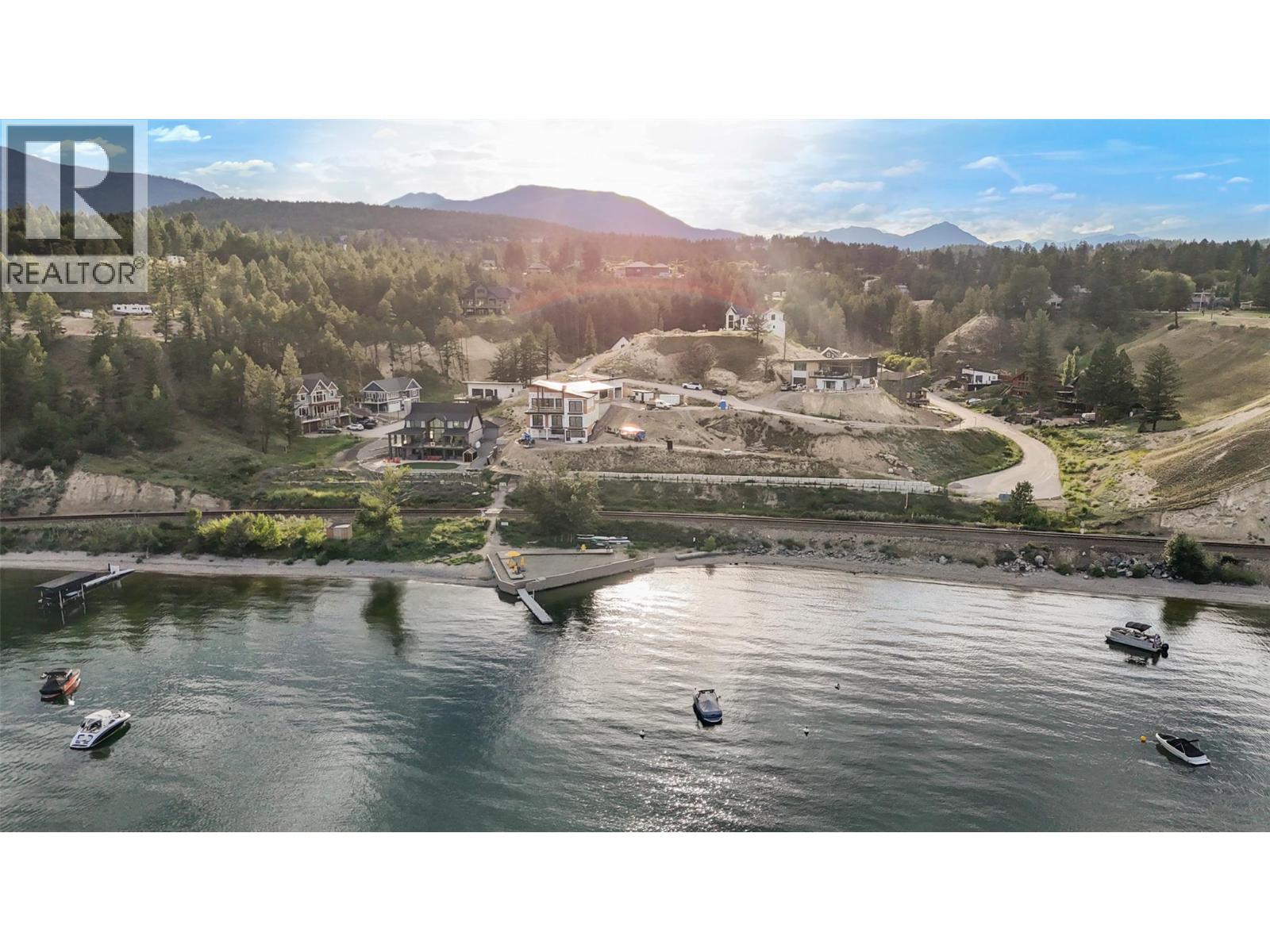 726 Taynton Drive, Invermere, British Columbia  V0A 1K6 - Photo 13 - 10386326