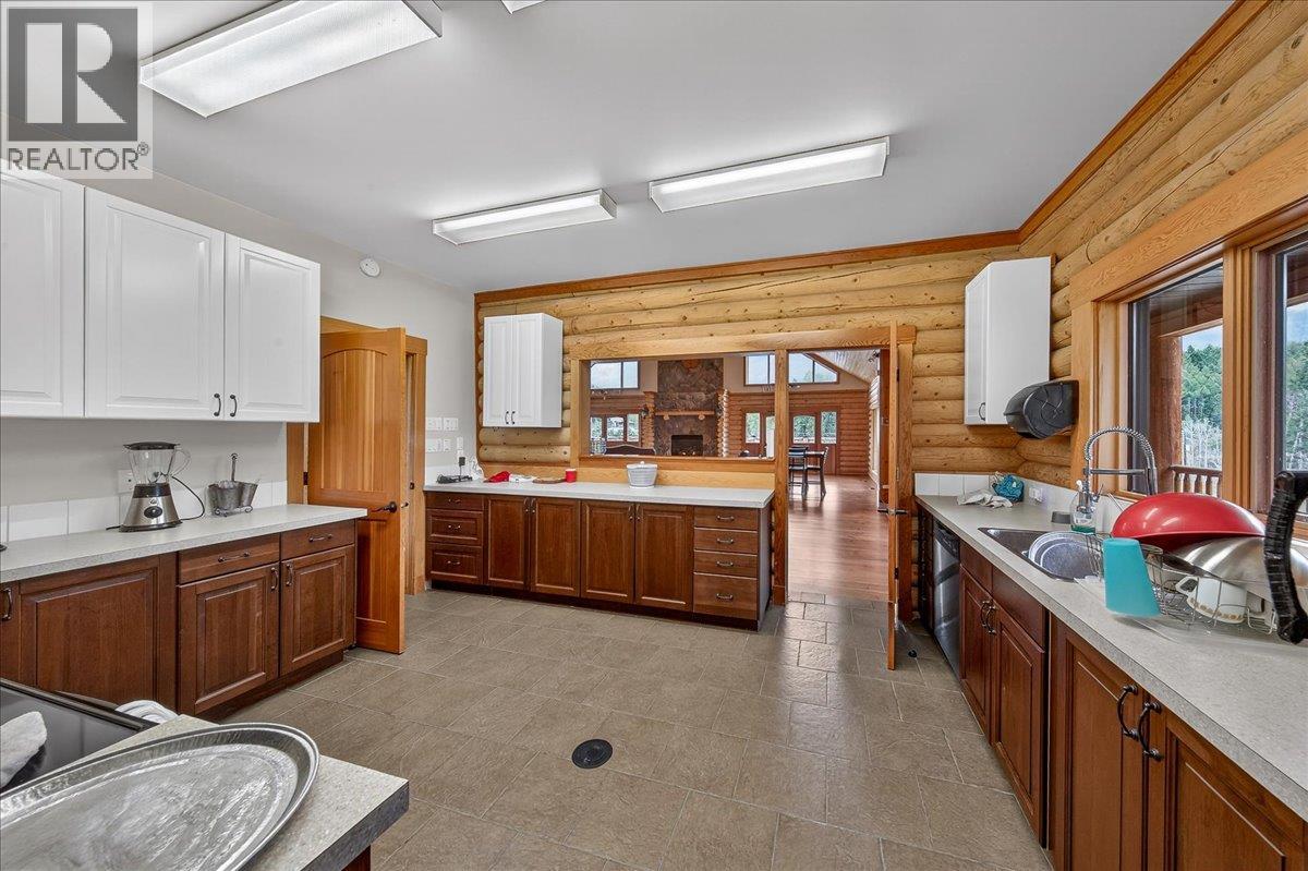 4868 Riverview Drive Lot# 120, Edgewater, British Columbia  V0A 1E0 - Photo 21 - 10385399