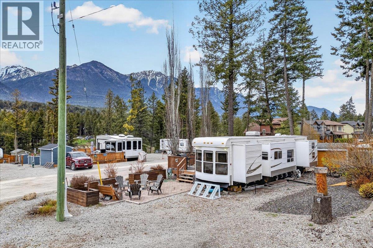 4868 Riverview Drive Lot# 120, Edgewater, British Columbia  V0A 1E0 - Photo 5 - 10385399