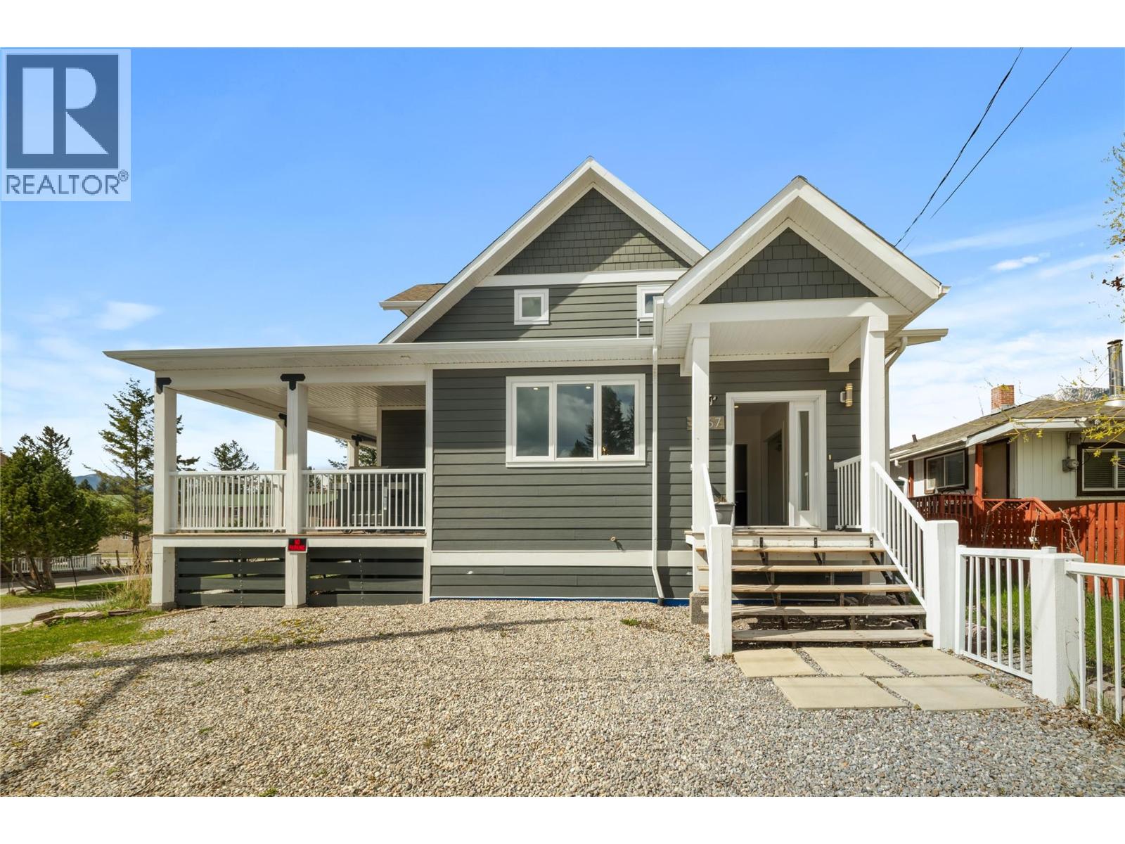 4867 ST JOSEPH Street, Radium Hot Springs, British Columbia