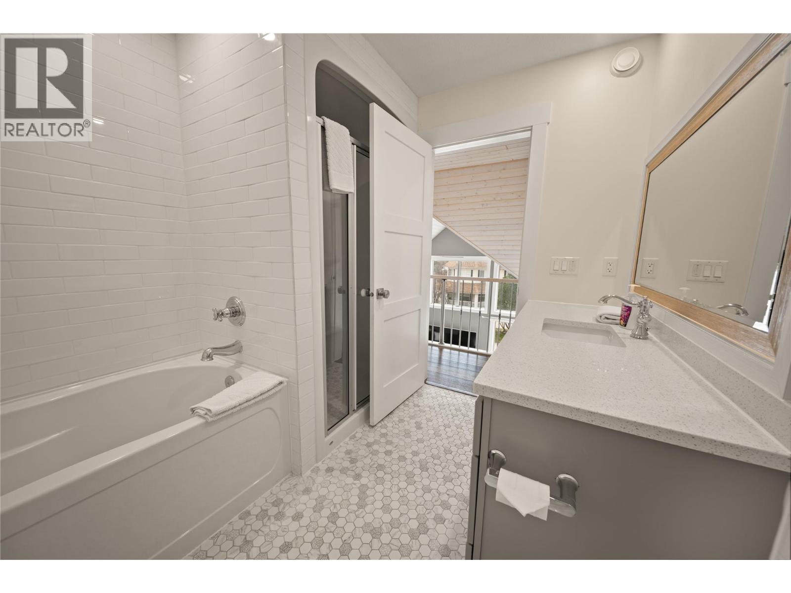 4867 St Joseph Street, Radium Hot Springs, British Columbia  V0A 1M0 - Photo 37 - 10385223