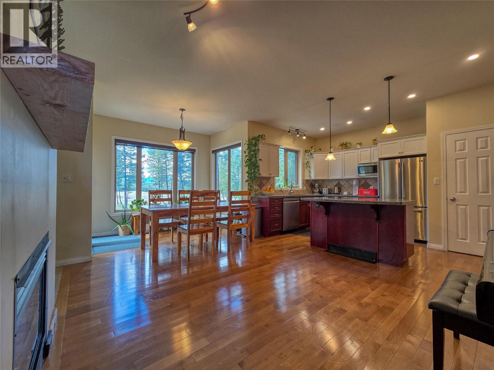 2568 Sandstone Green, Invermere, British Columbia  V0A 1K6 - Photo 16 - 10385989