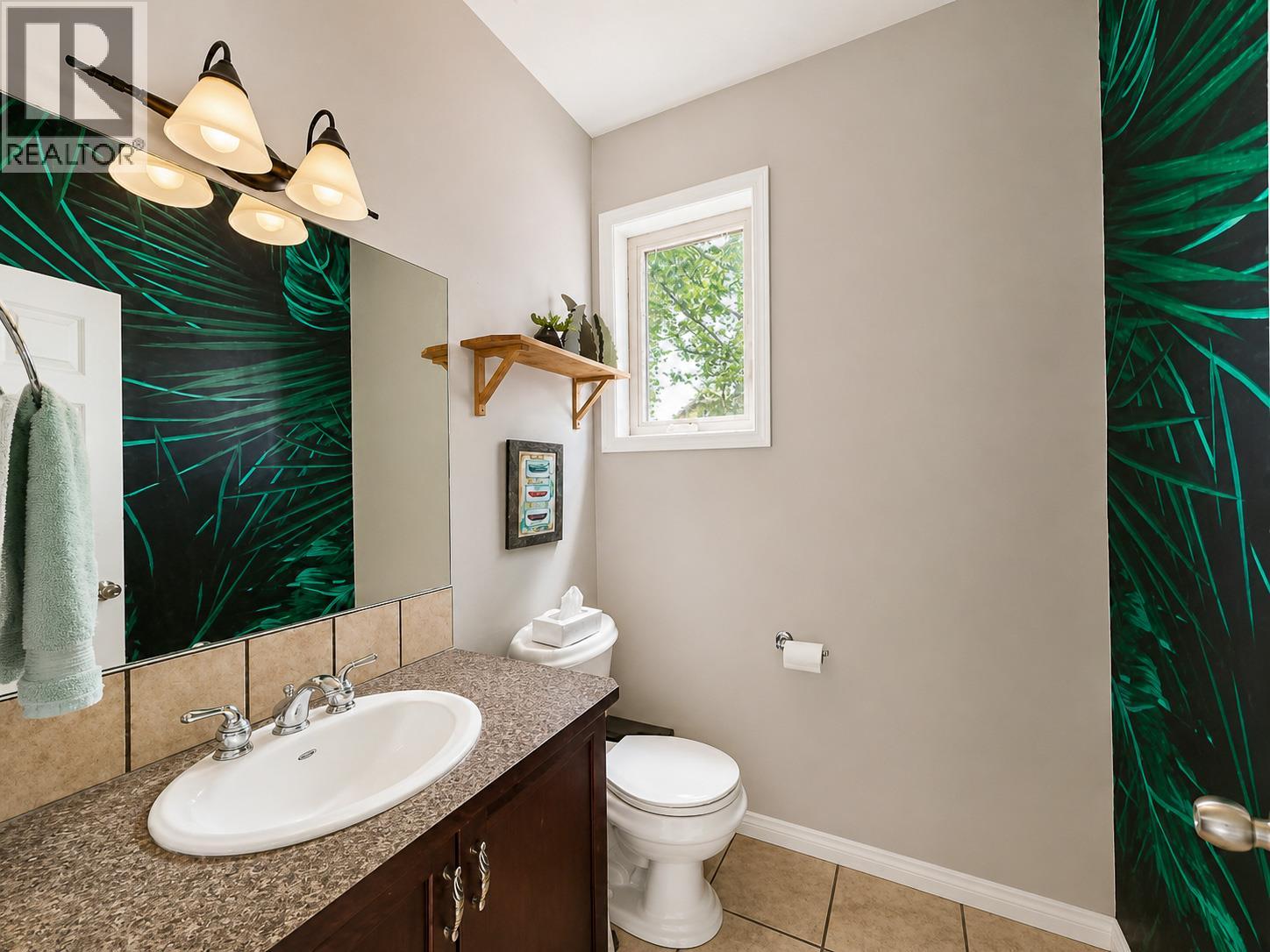 2568 Sandstone Green, Invermere, British Columbia  V0A 1K6 - Photo 47 - 10385989