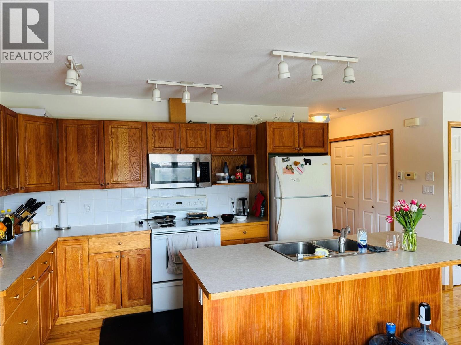 7506 Columbia Avenue, Radium Hot Springs, British Columbia  V0A 1M0 - Photo 12 - 10386571