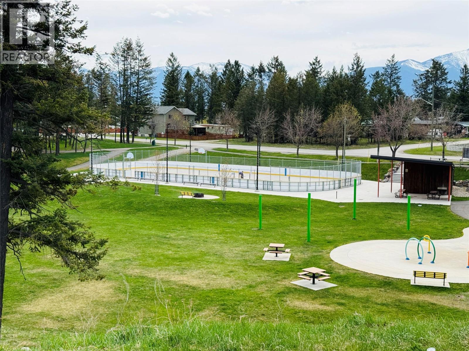 7506 Columbia Avenue, Radium Hot Springs, British Columbia  V0A 1M0 - Photo 36 - 10386571