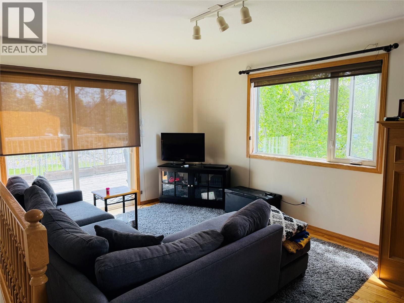 7506 Columbia Avenue, Radium Hot Springs, British Columbia  V0A 1M0 - Photo 5 - 10386571