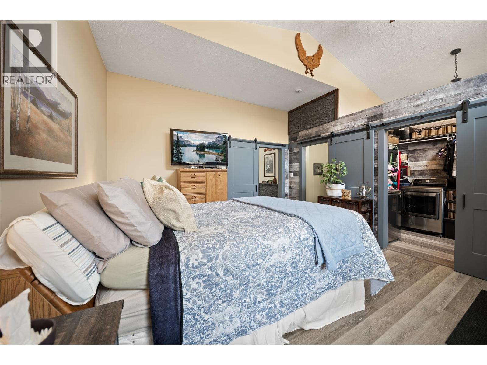 7527 Park Drive West, Radium Hot Springs, British Columbia  V0A 1M0 - Photo 22 - 10386744