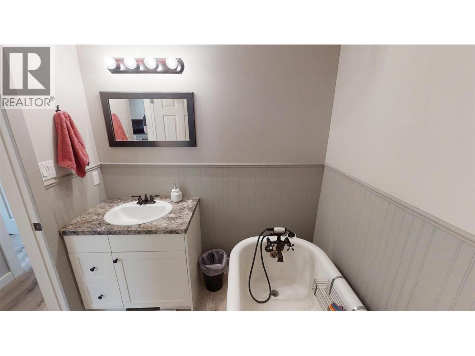 4206 Coy Road, Invermere, British Columbia  V0A 1K4 - Photo 21 - 10386578