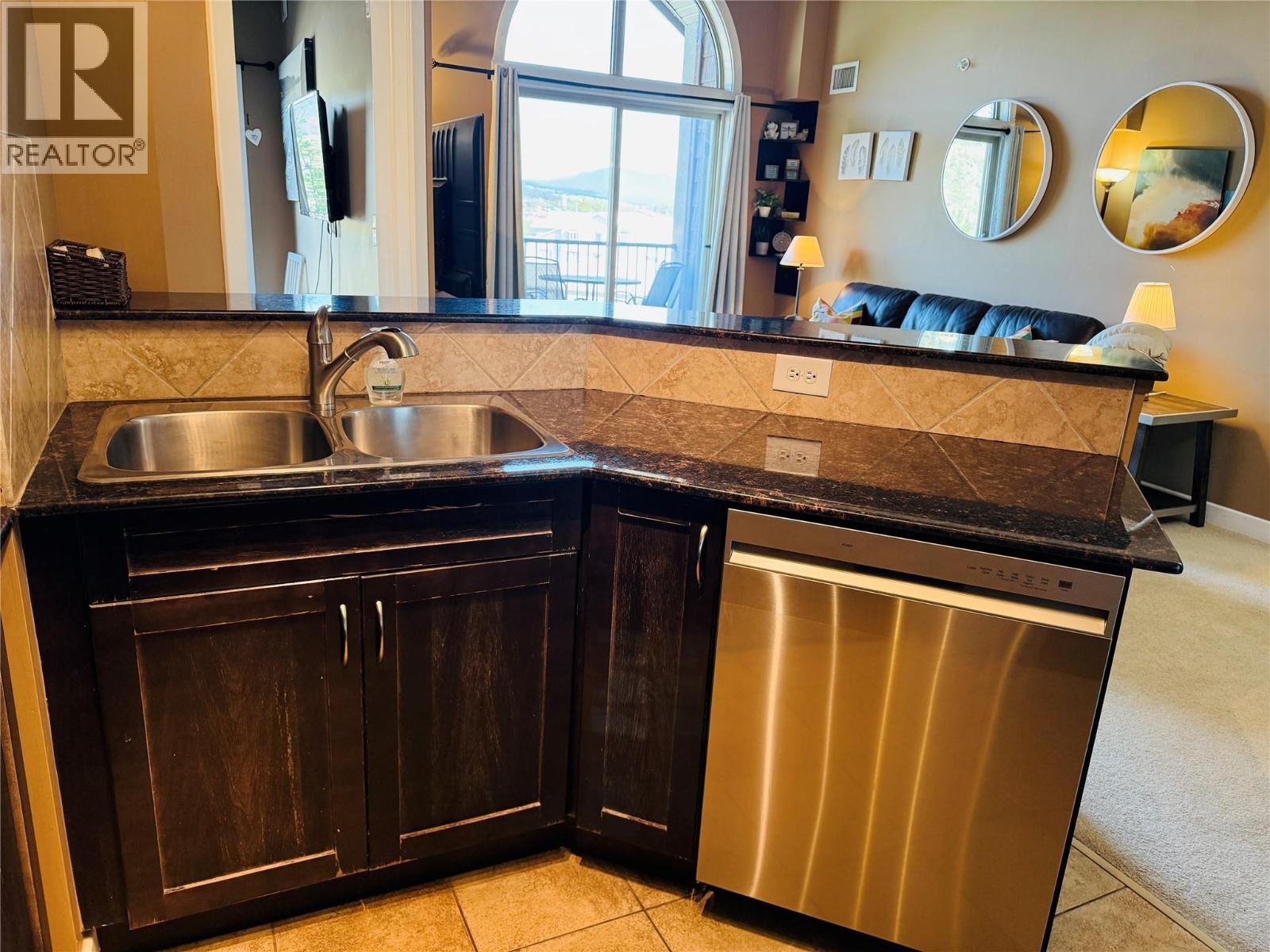 205 Third Avenue Unit# 3412, Invermere, British Columbia  V0A 1K7 - Photo 8 - 10386725
