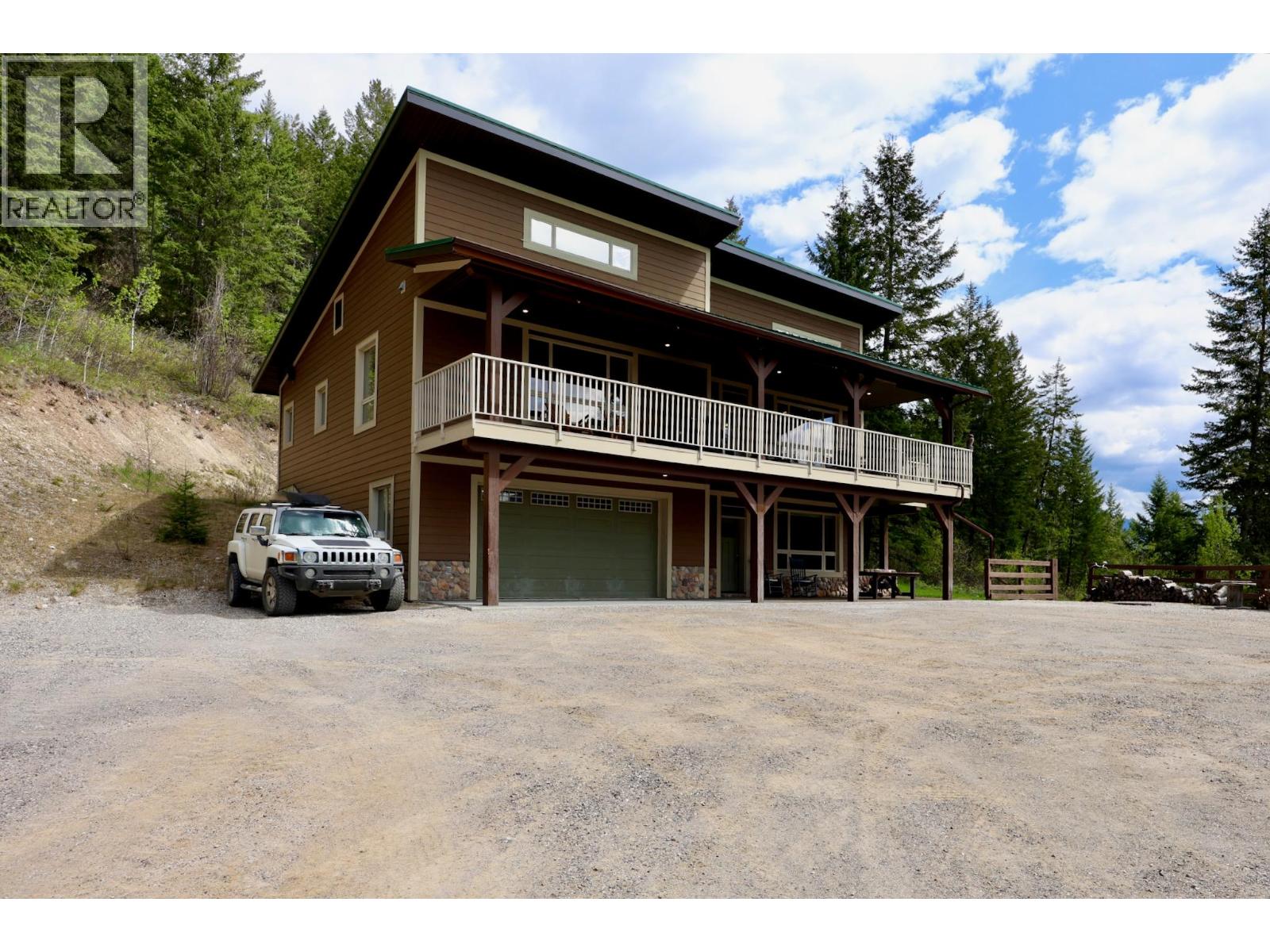4905 Castledale View Estates Road Road, Golden, British Columbia