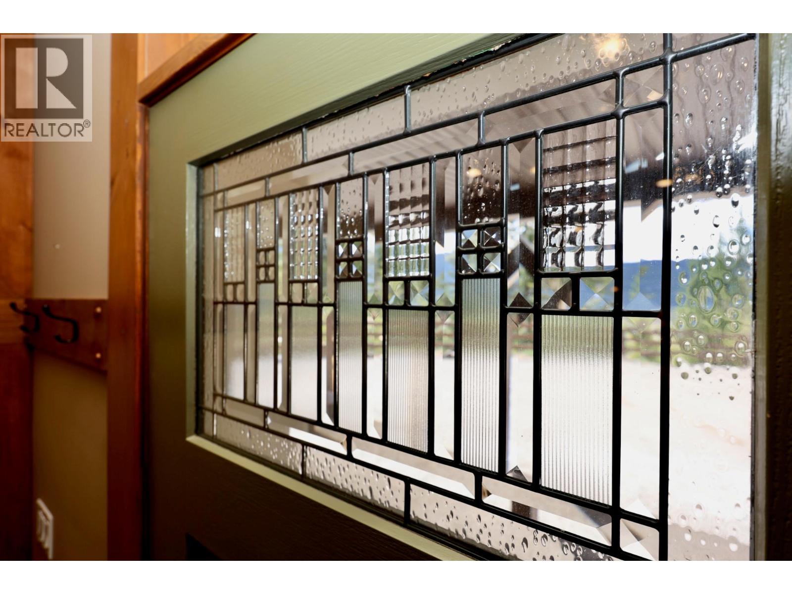 4905 Castledale View Estates Road Road, Golden, British Columbia  V0A 1L0 - Photo 12 - 10386811