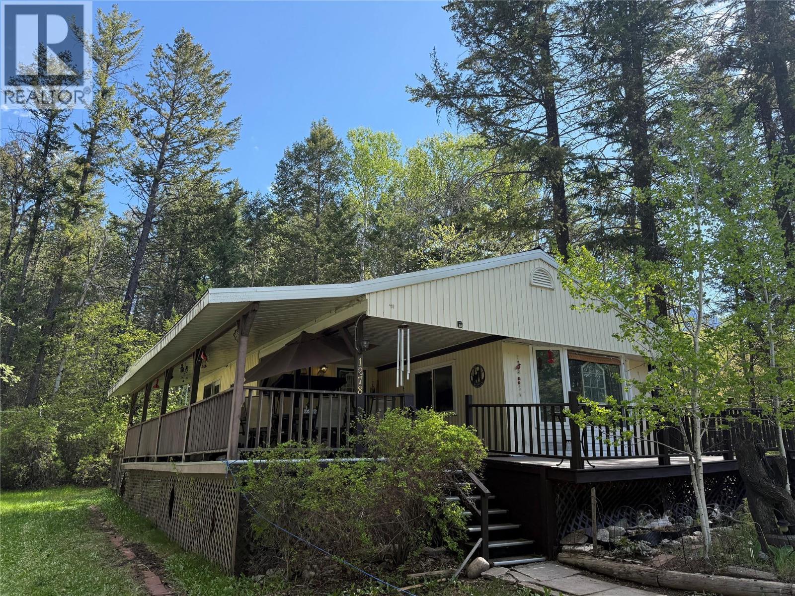 1278 Galena School Road, Spillimacheen, British Columbia