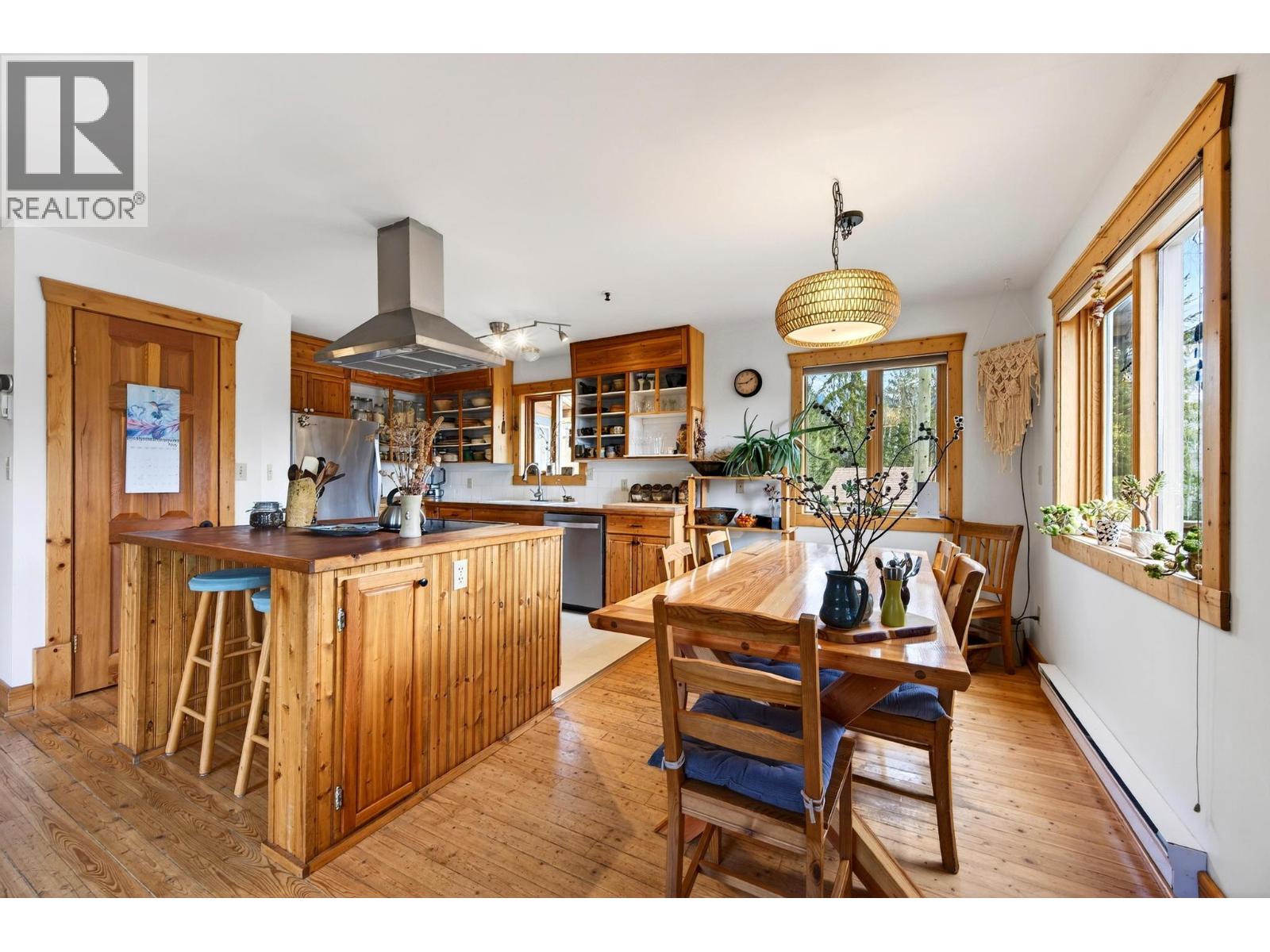 2487 Seward Rd, Golden, British Columbia  V0A 1H1 - Photo 22 - 10385861