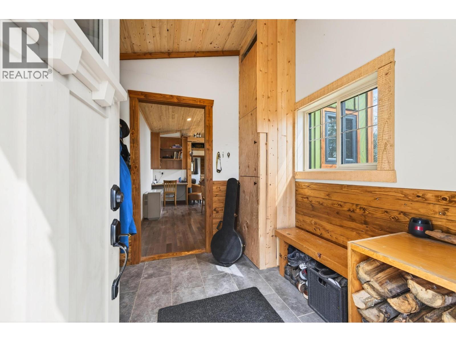 2487 Seward Rd, Golden, British Columbia  V0A 1H1 - Photo 62 - 10385861