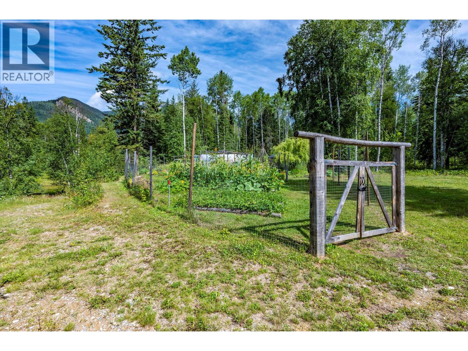 2487 Seward Rd, Golden, British Columbia  V0A 1H1 - Photo 70 - 10385861