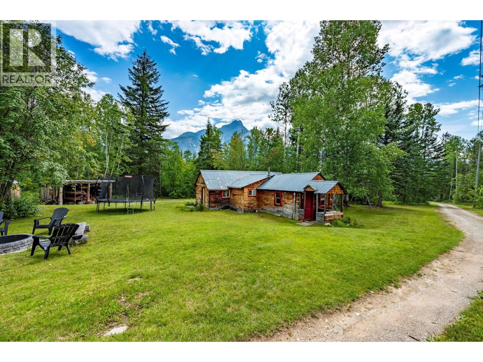 2487 Seward Rd, Golden, British Columbia  V0A 1H1 - Photo 73 - 10385861