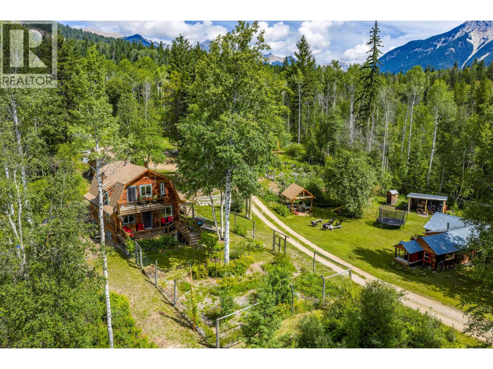 2487 Seward Rd, Golden, British Columbia  V0A 1H1 - Photo 83 - 10385861