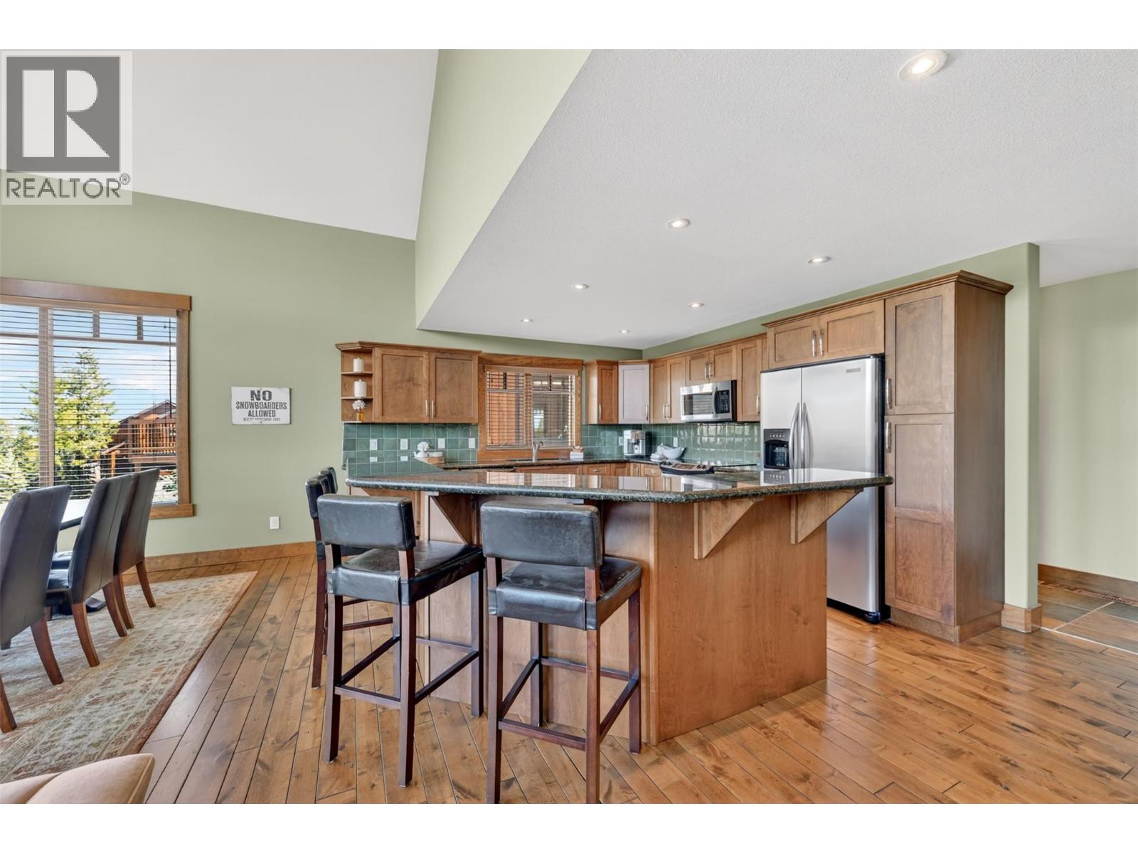 2598 Mountainview Crescent Unit# 24, Invermere, British Columbia  V0A 1K6 - Photo 14 - 10385713